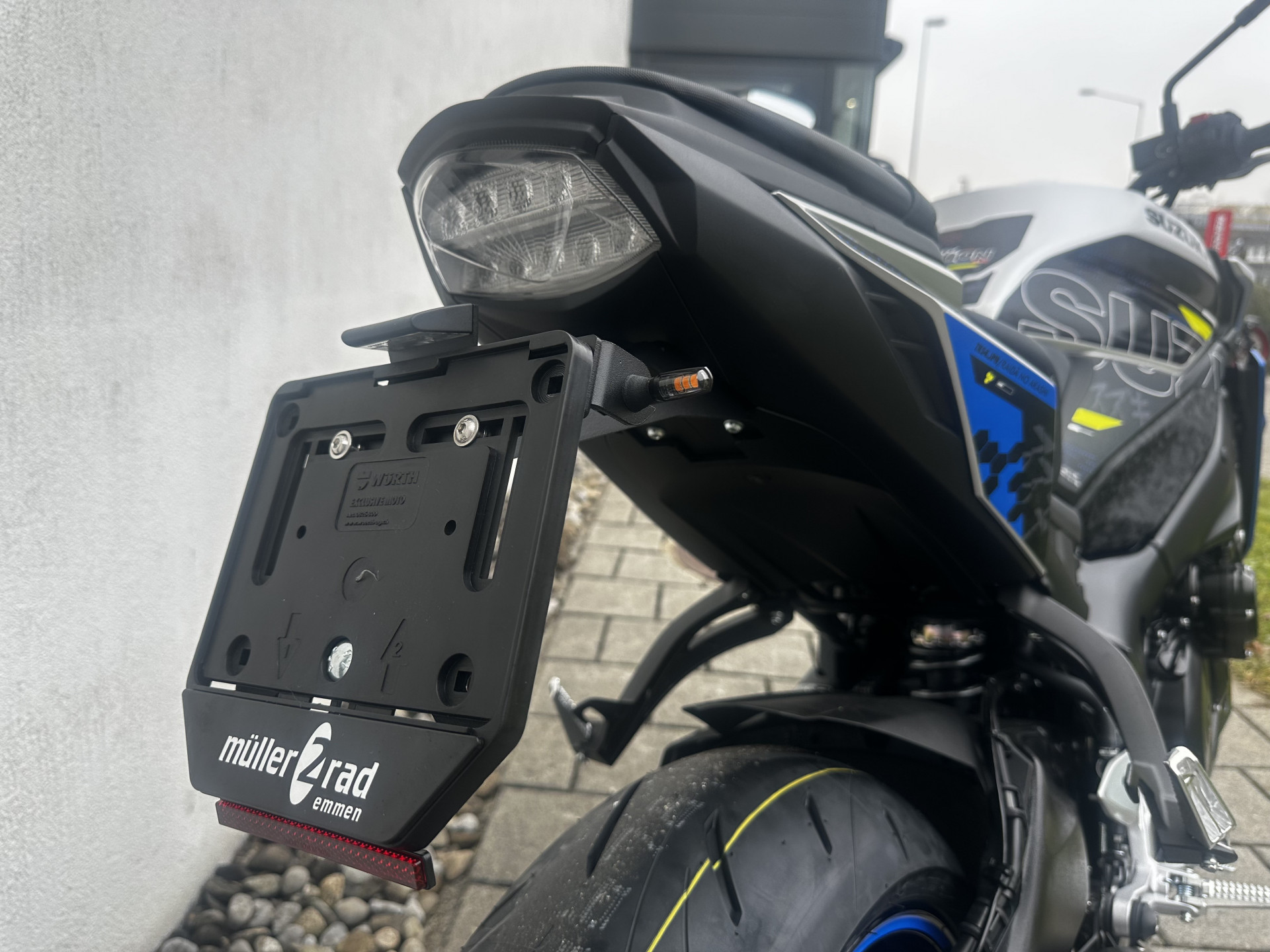 SUZUKI GSX-S 950-image-4