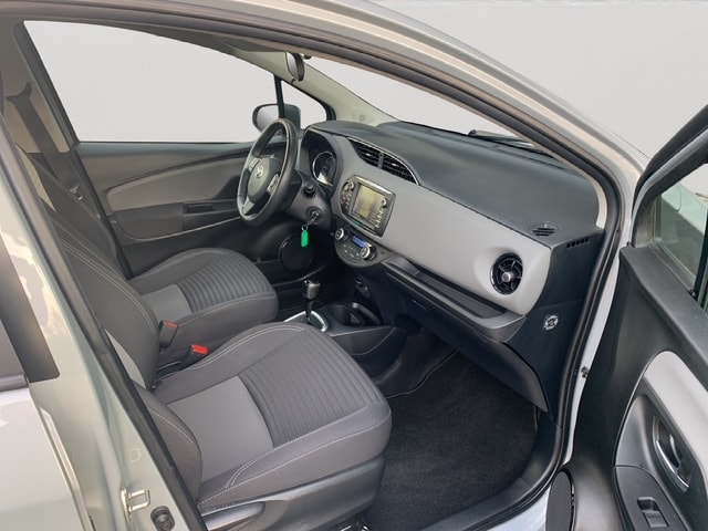 TOYOTA Yaris 1.5 VVT-i Hybrid Trend e-CVT-image-9