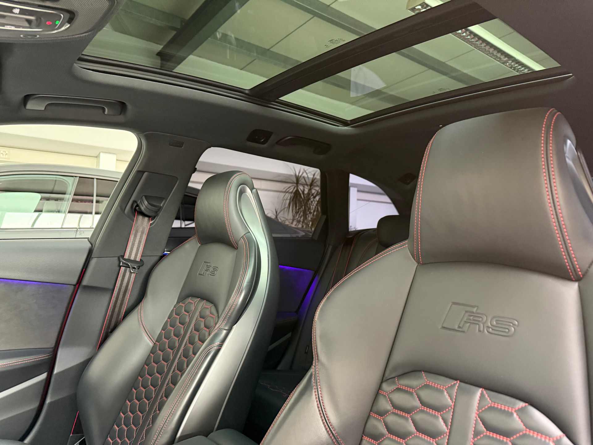 AUDI RS4 Avant quattro tiptronic * Ceramic * H&R * Sansar *-image-9