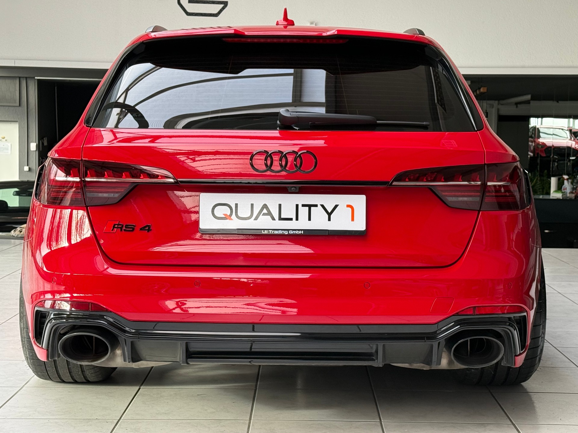 AUDI RS4 Avant quattro tiptronic * Ceramic * H&R * Sansar *-image-3
