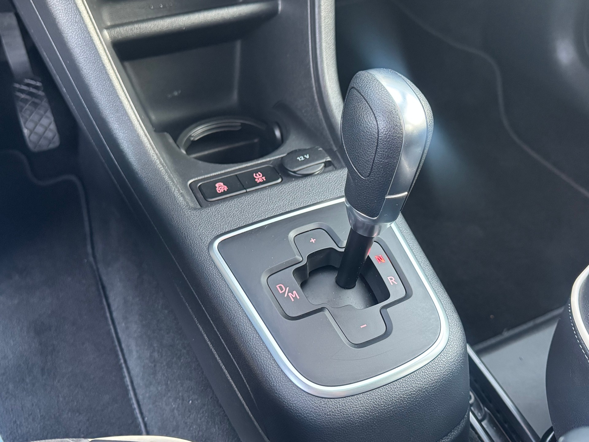 SEAT Mii 1.0 by Mango ASG-image-12