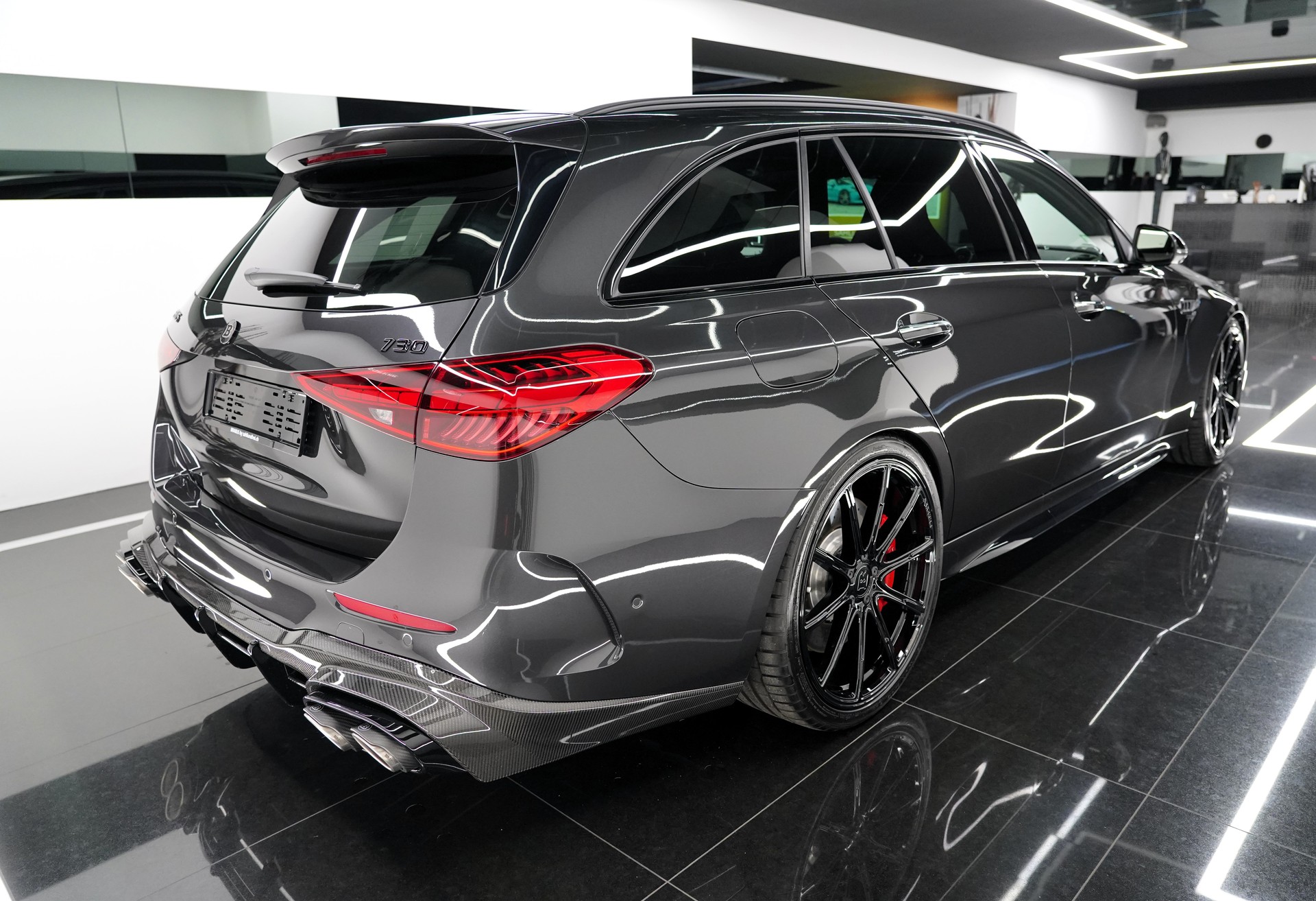 MERCEDES-BENZ C 63 AMG S T E Perf. BRABUS 730-showroom-element-3