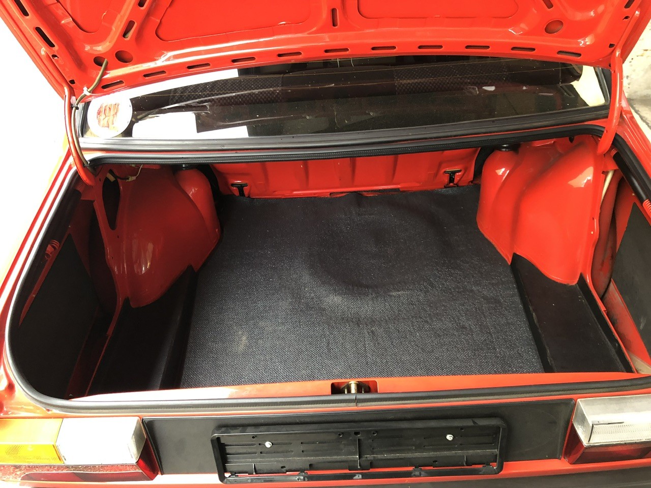 VW 1600 GLI-image-15