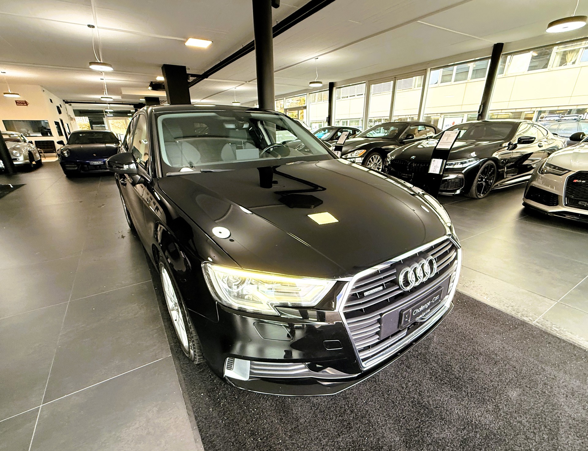 AUDI A3 Sportback 2.0 TDI Sport S-tronic quattro-image-8