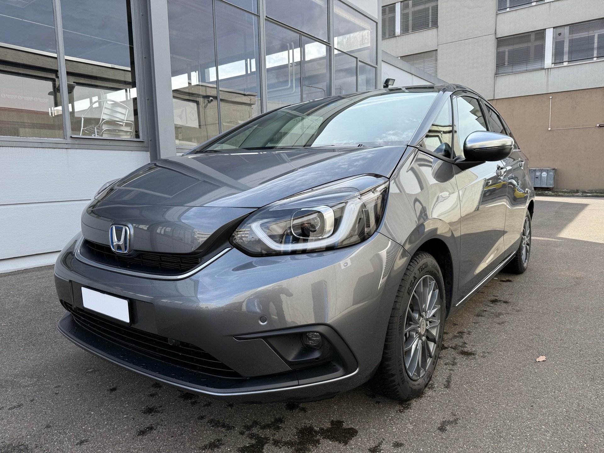 HONDA Jazz 1.5i-MMD Executive E-CVT *Aus erster 1st. Hand Fahrzeug *Frisch ab MFK *8 Fach bereift *Automat *Voll-Hybrid