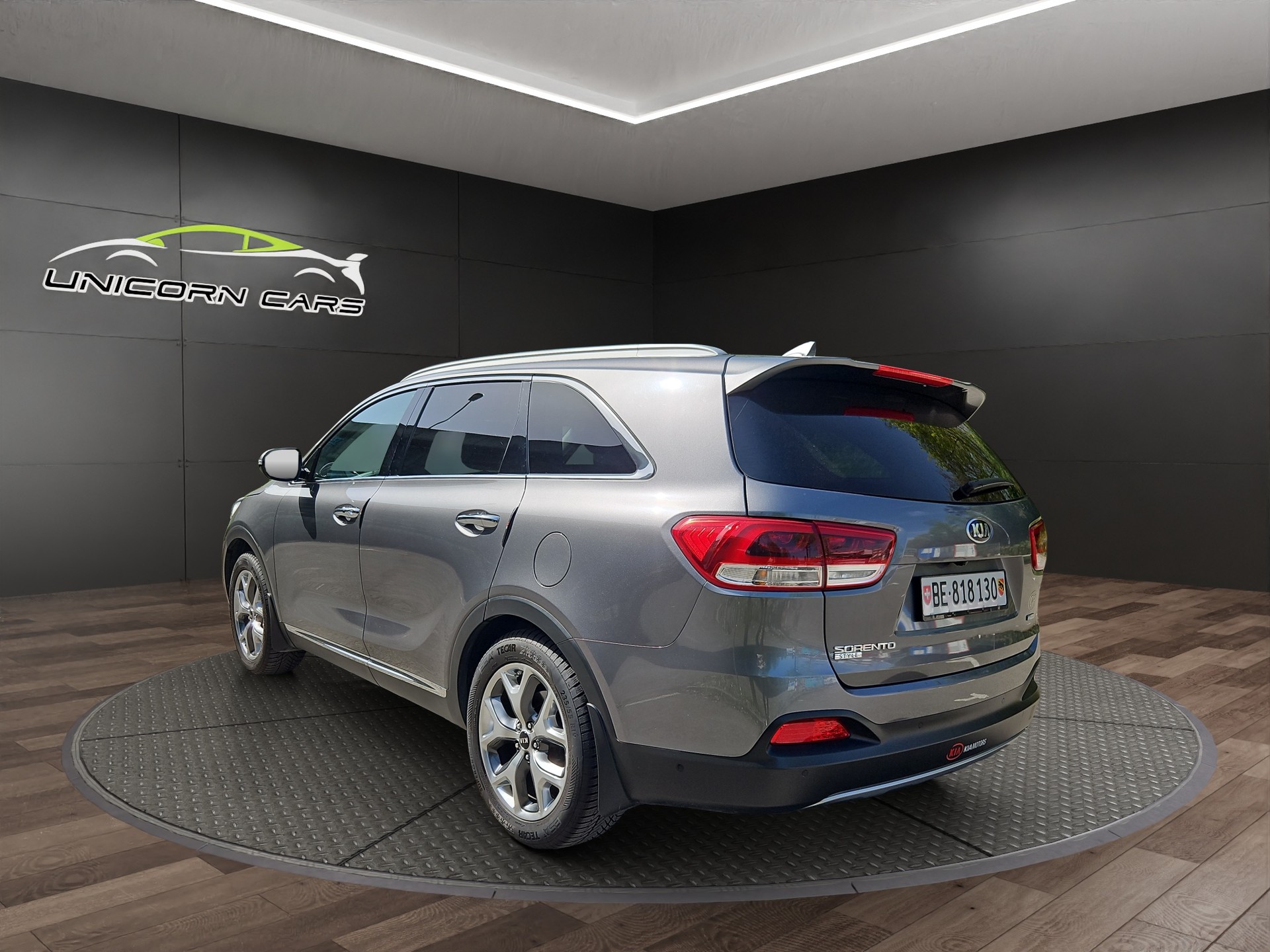 KIA Sorento 2.2 CRDI Style 7P. Automatic-showroom-element-3