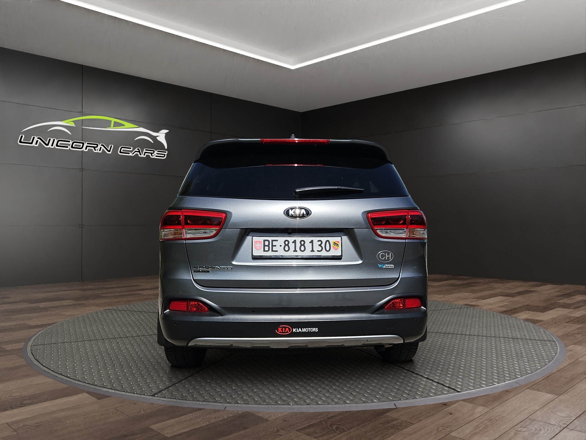 KIA Sorento 2.2 CRDI Style 7P. Automatic-image-8