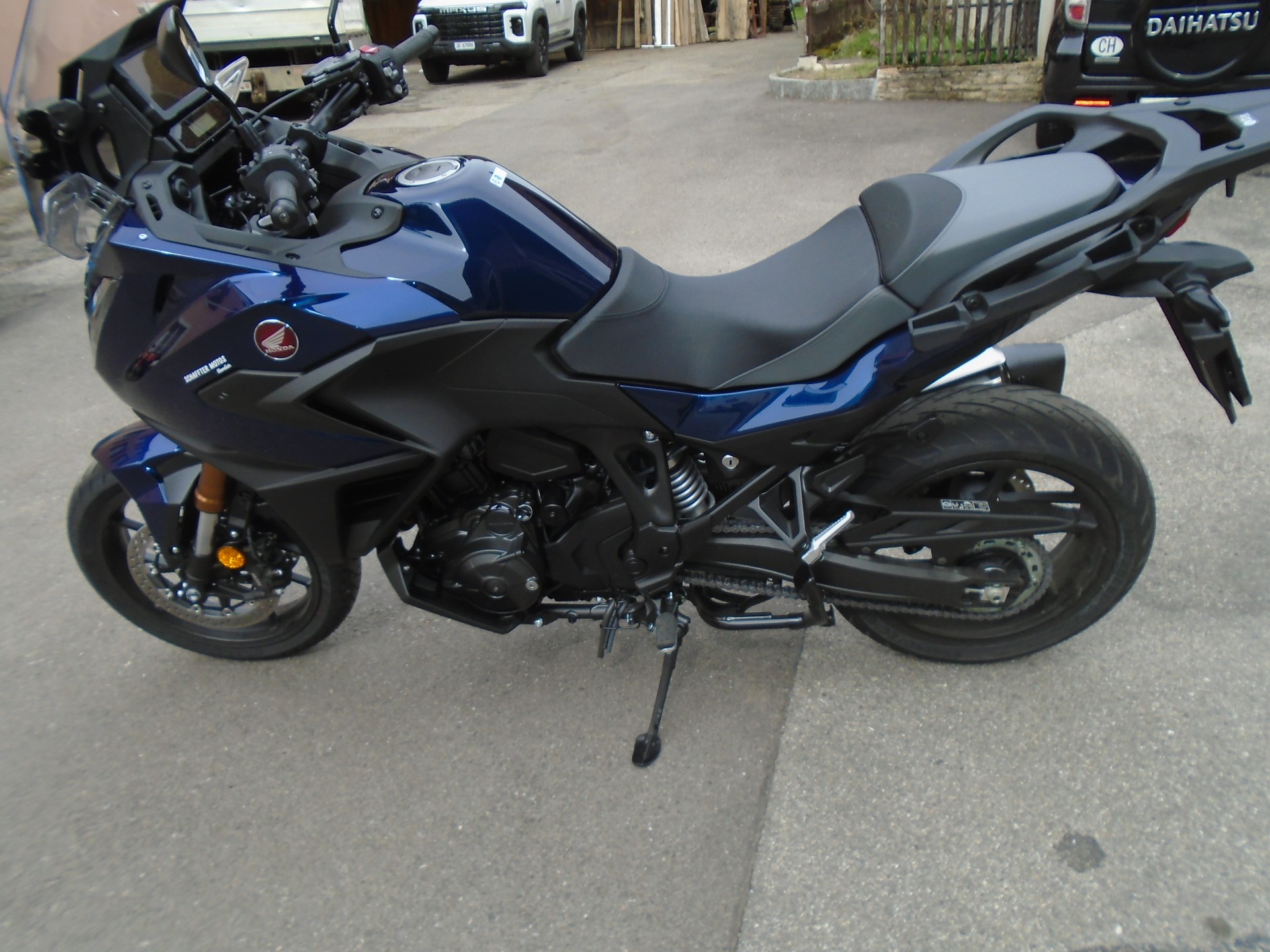 HONDA NT 1100 DCT-image-1