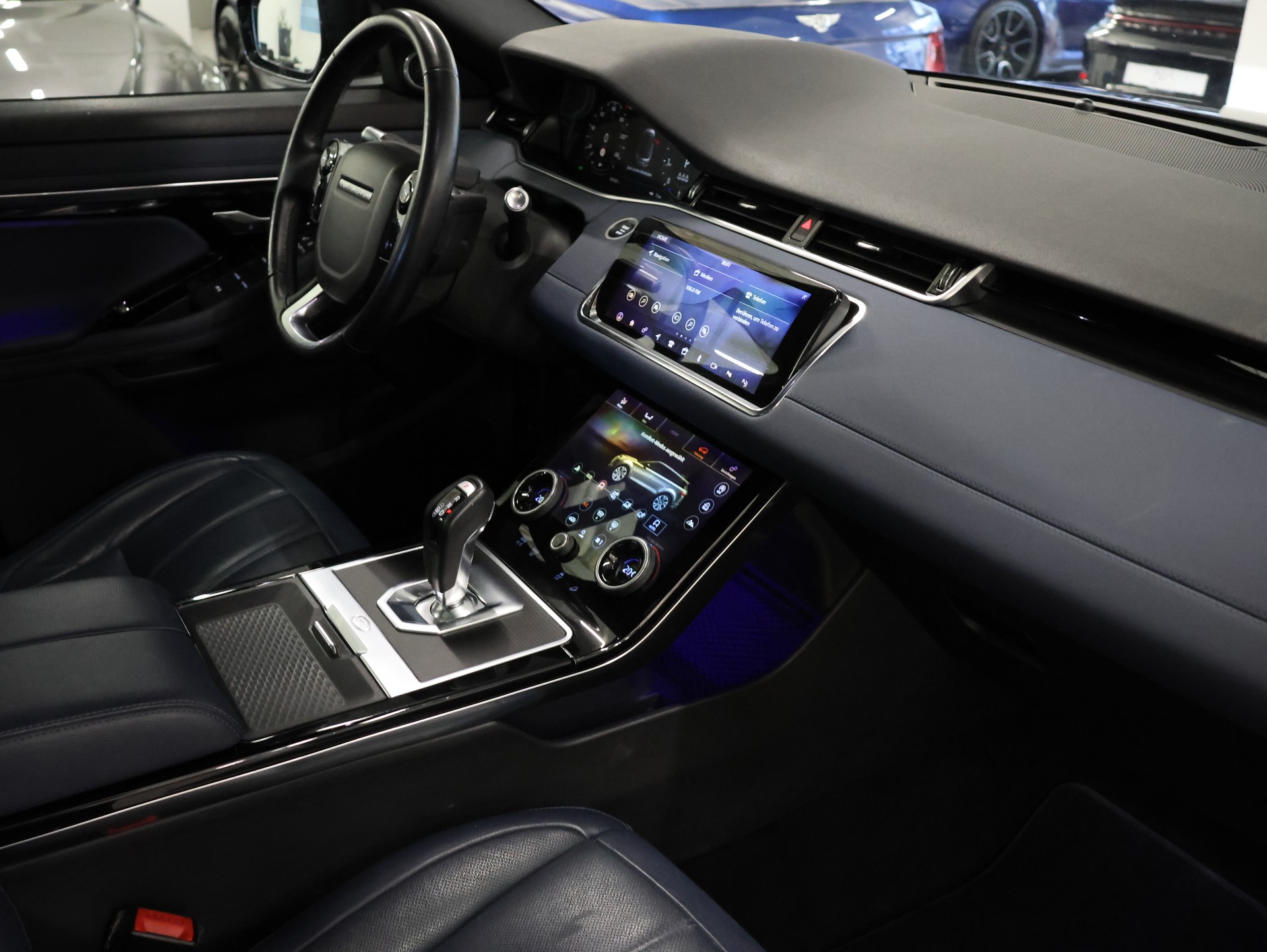 LAND ROVER Evoque 2.0 Si4 HSE Automatic *Black Edition* *360 Kamara* *Top Ausstattung*-image-19