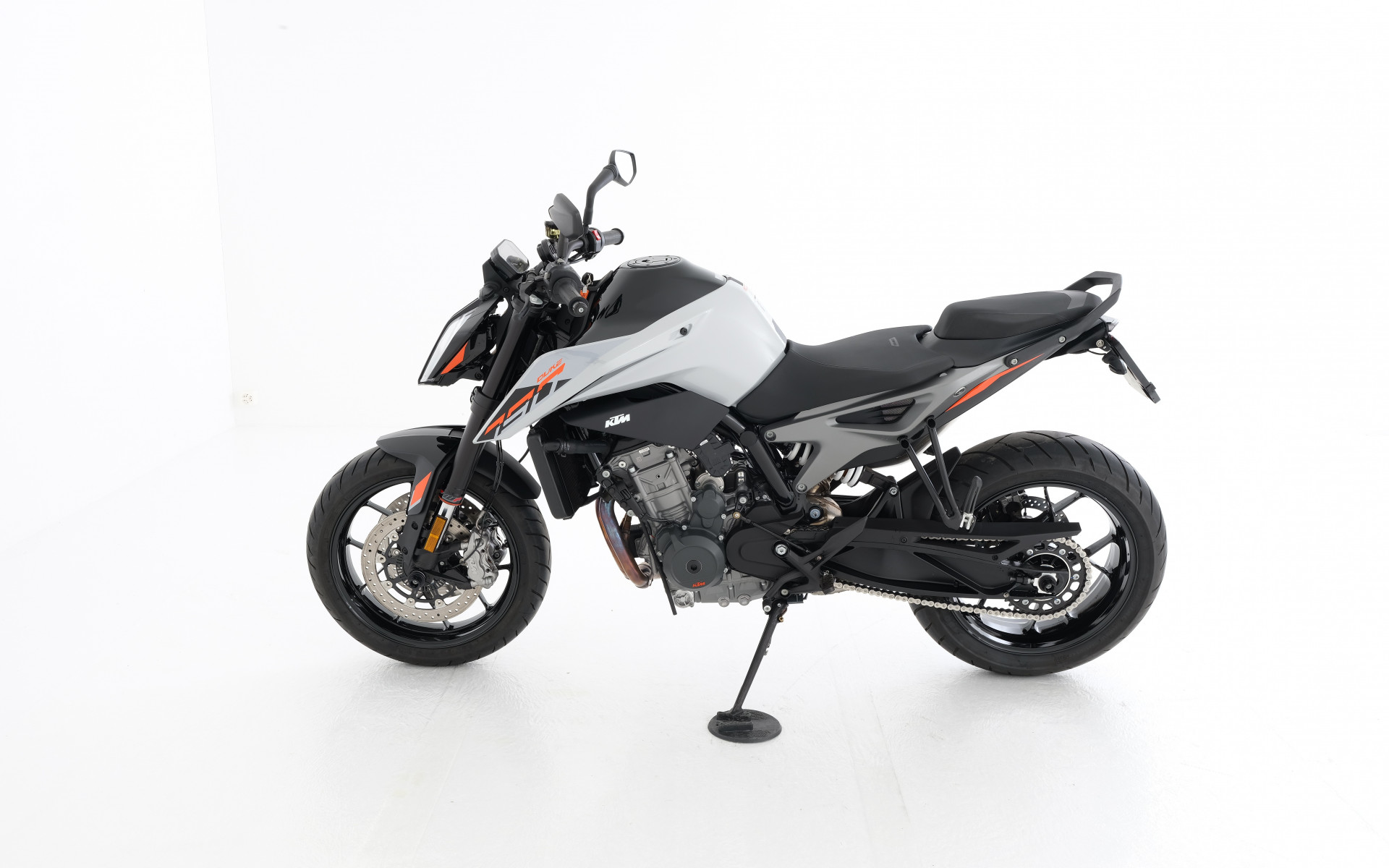 KTM 790 Duke-image-4