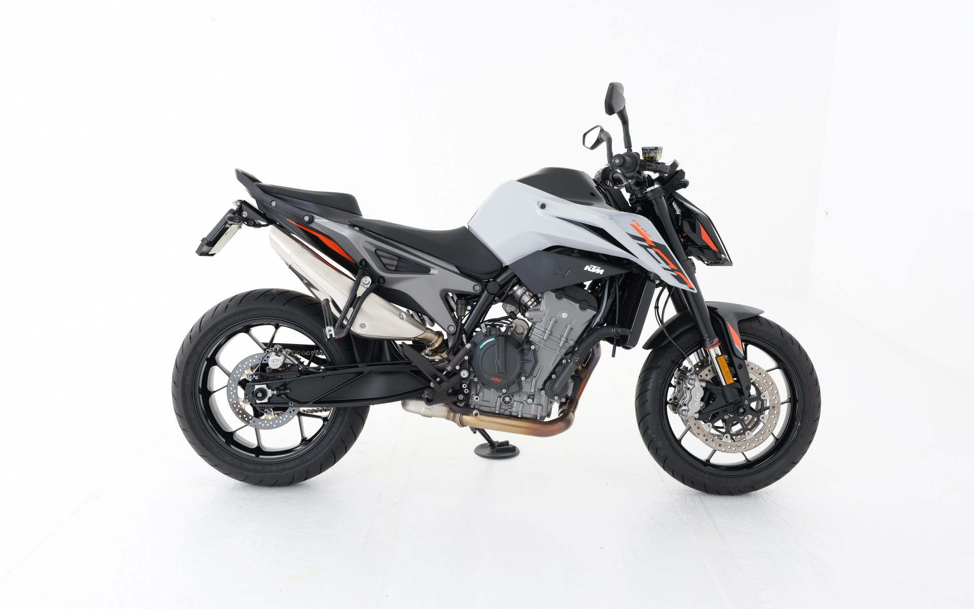 KTM 790 Duke-image-1