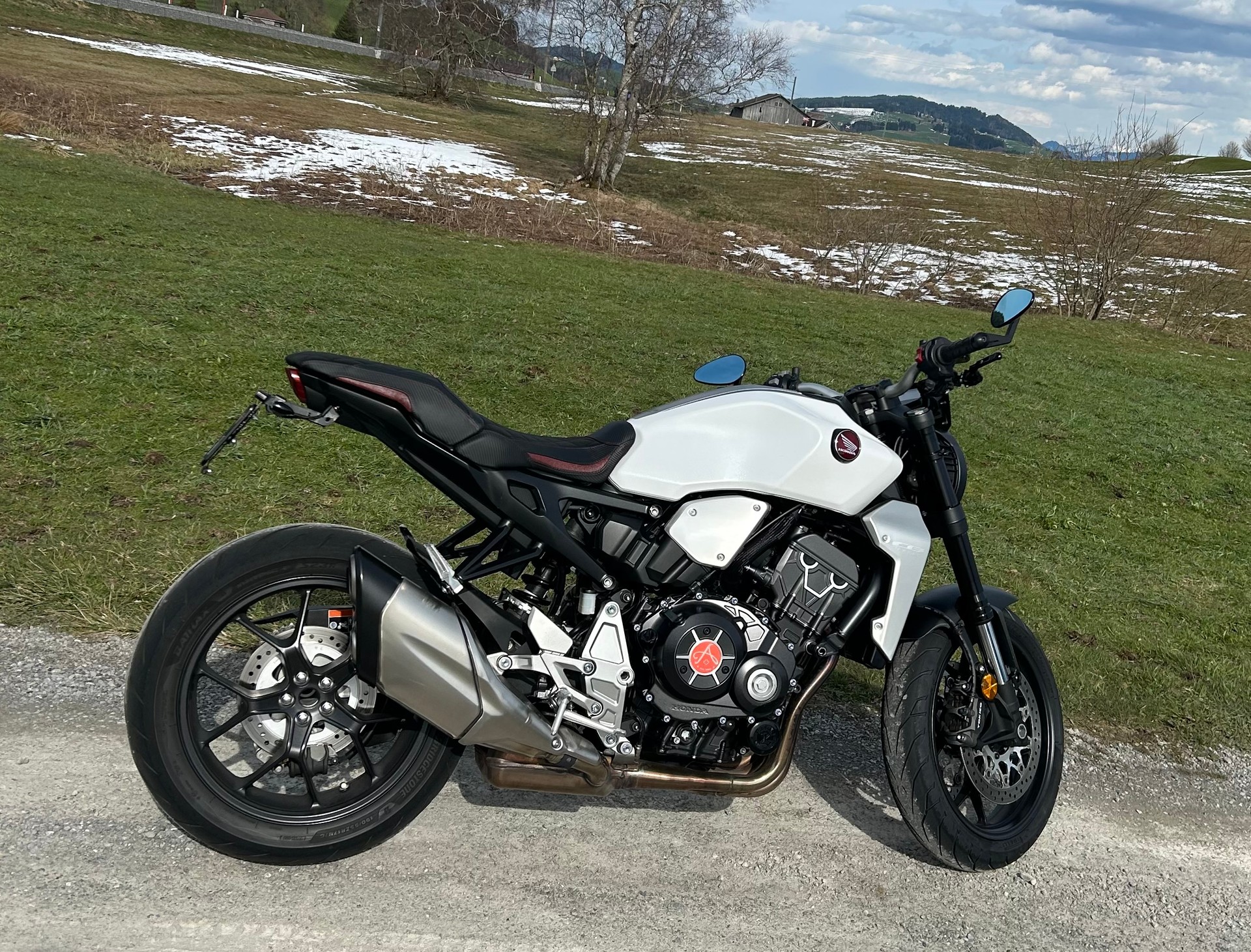 HONDA CB 1000 R ABS-image-2