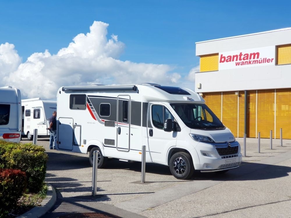 BÜRSTNER NEXXO VAN T 620 G