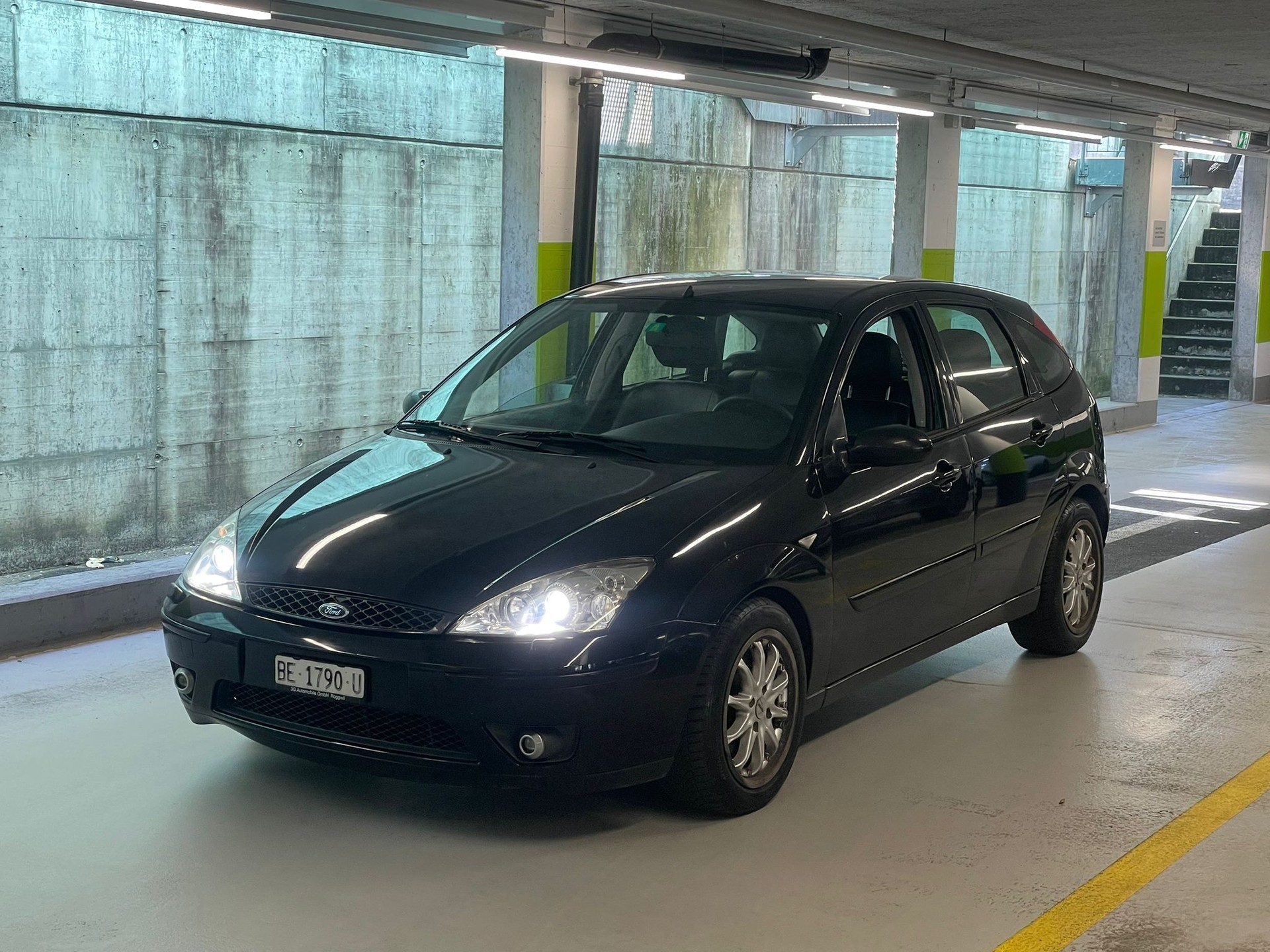 FORD Focus 2.0i 16V ST170 // MFK NEU