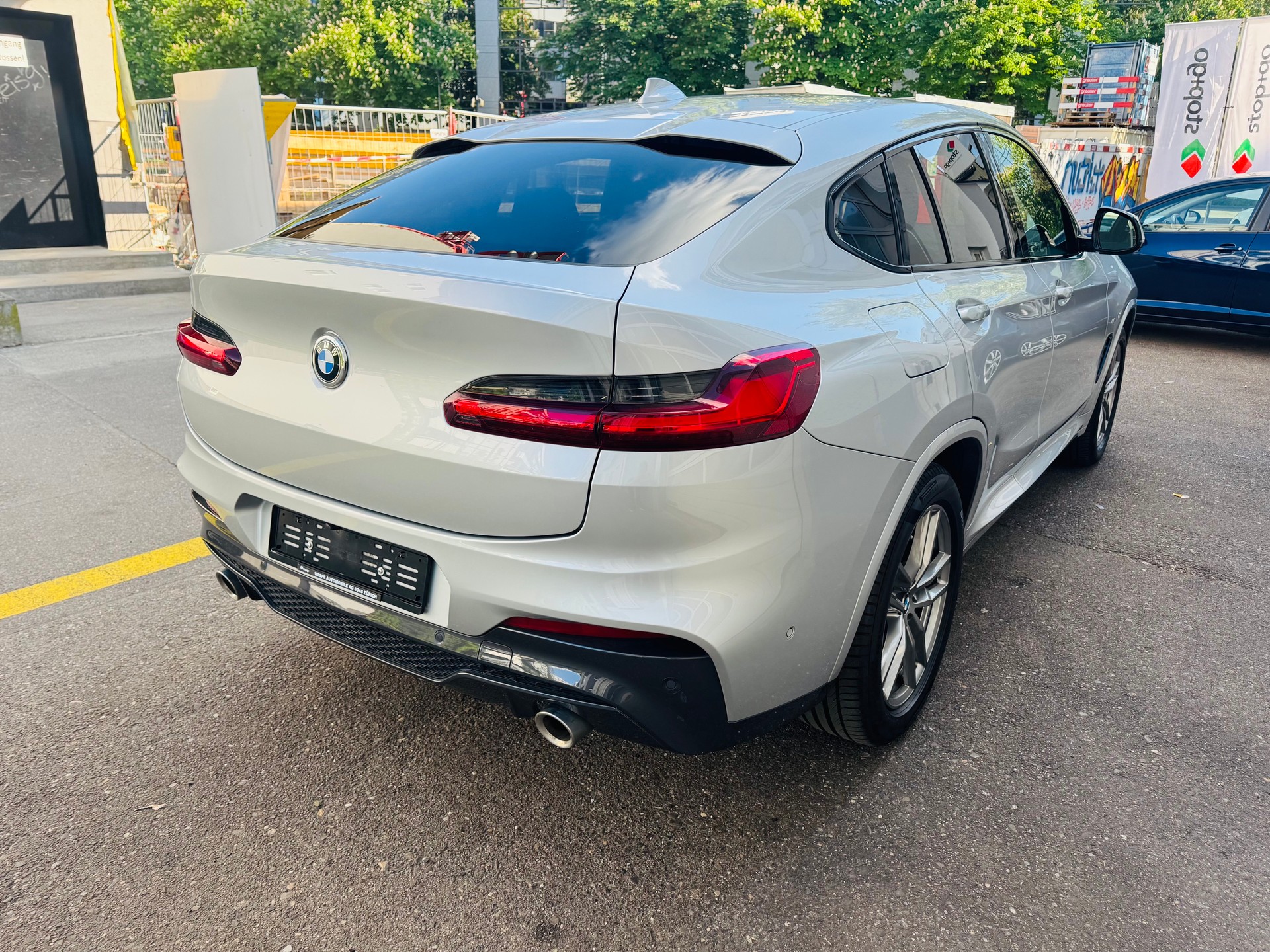 BMW X4 xDrive 20i Steptronic-image-5