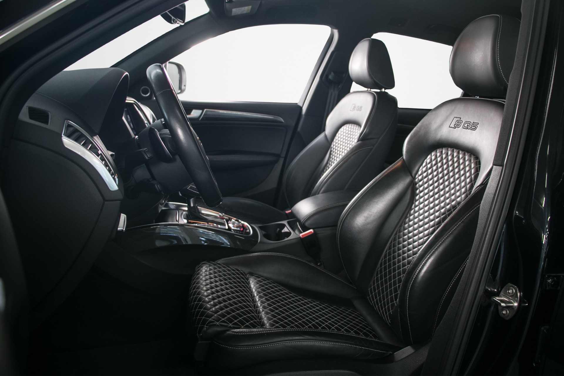 AUDI SQ5 3.0 TDI quattro tiptronic-image-14