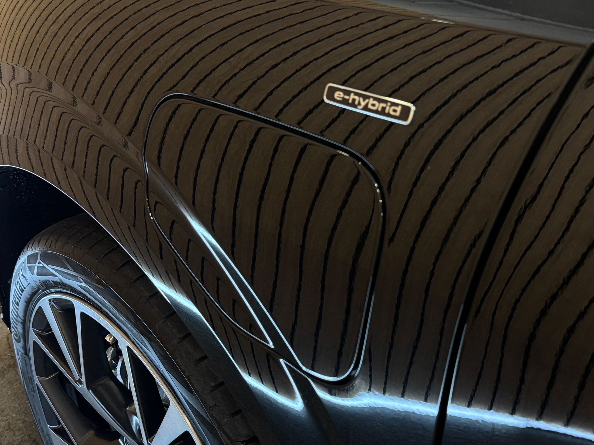 AUDI Q3 Sportback e-hybrid 200 kW S tronig S-Line-image-7