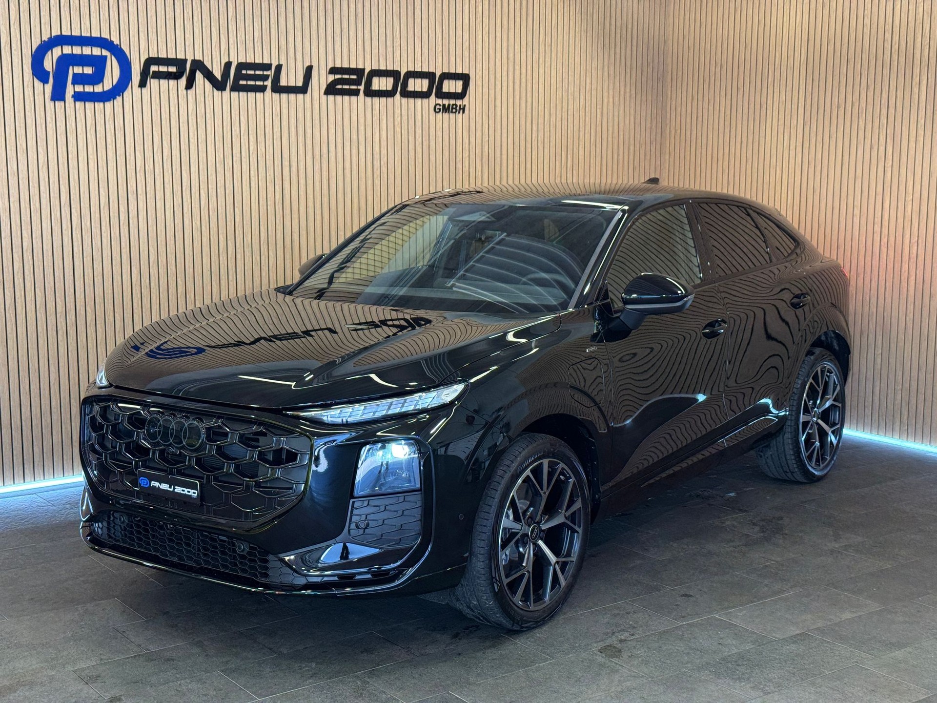 AUDI Q3 Sportback e-hybrid 200 kW S tronig S-Line