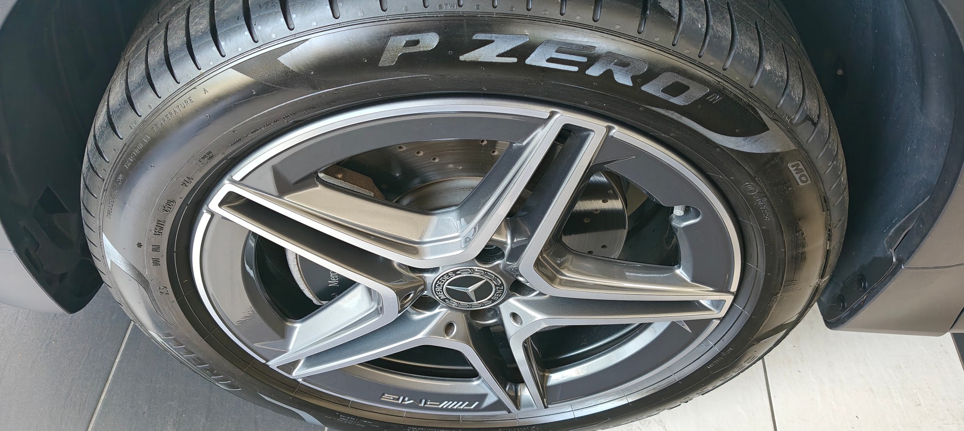 MERCEDES-BENZ GLB 200 AMG Line 7G-Tronic-image-7