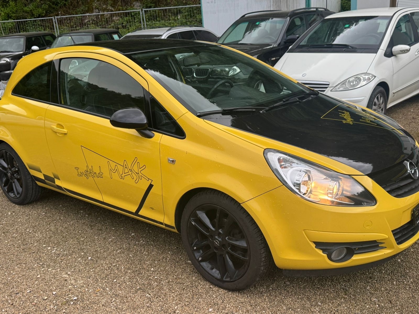 OPEL Corsa 1.4 TP Color Edition