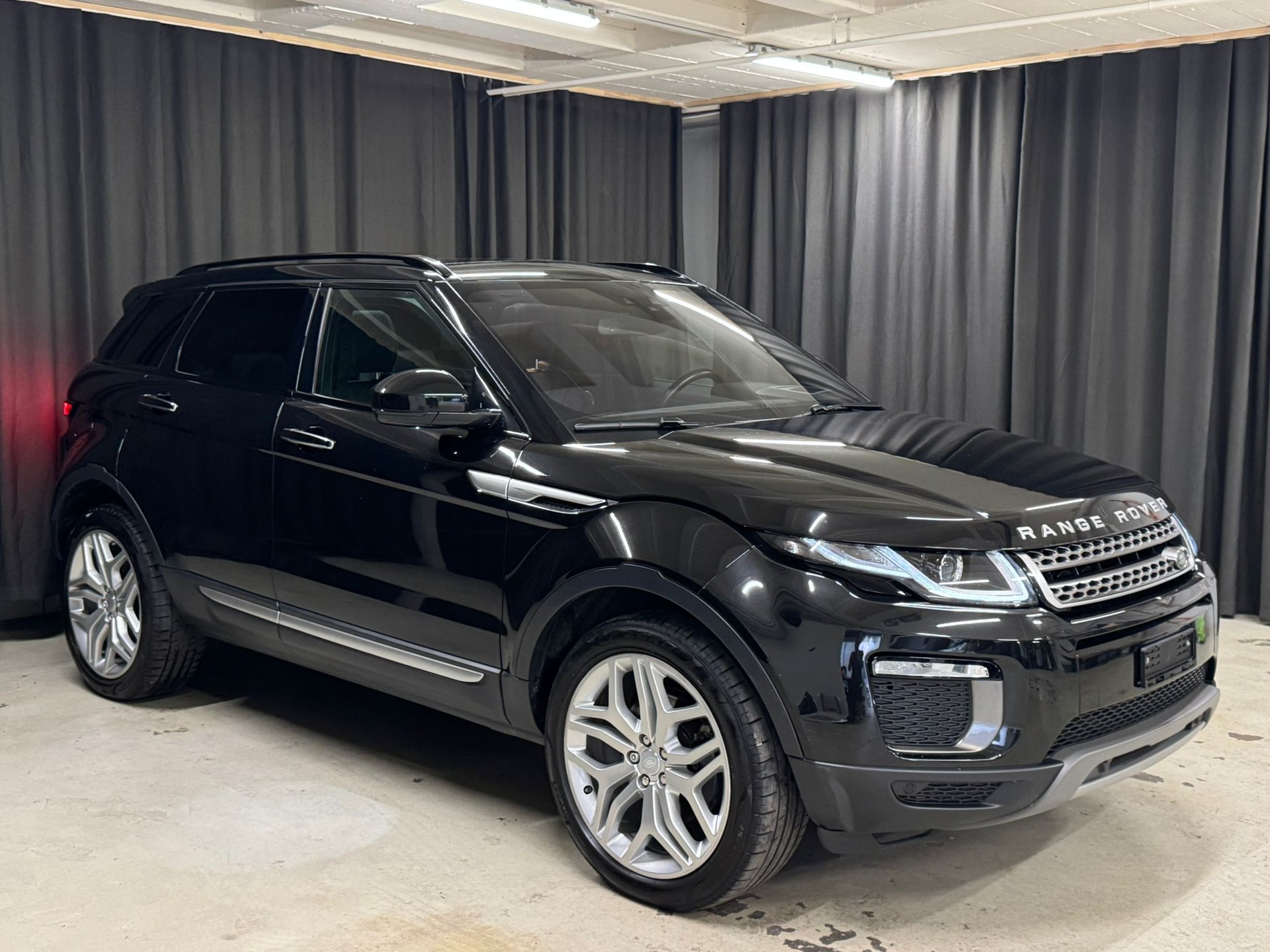 LAND ROVER Range Rover Evoque 2.0 Si4 SE Advantage AT9-image-1