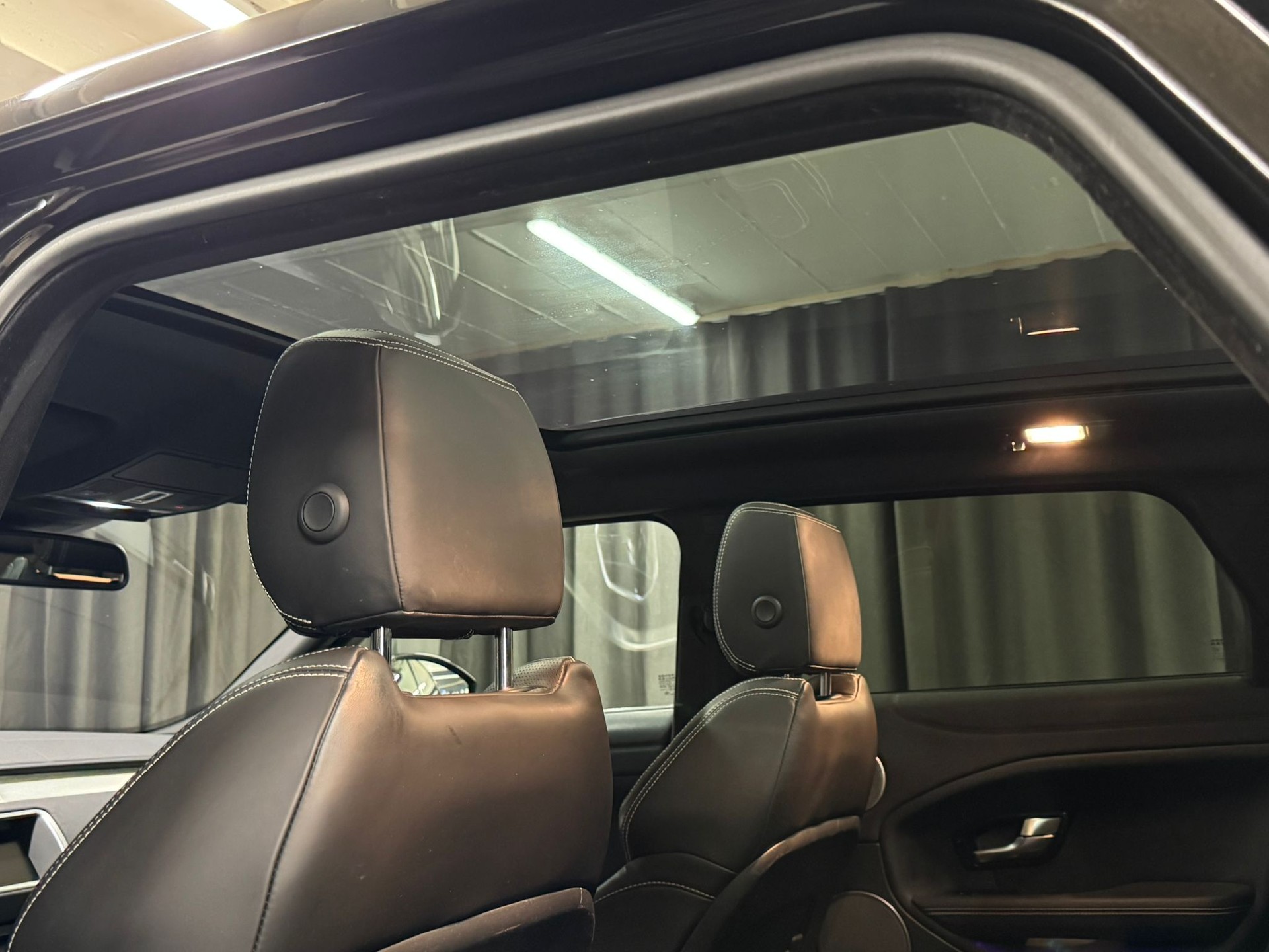 LAND ROVER Range Rover Evoque 2.0 Si4 SE Advantage AT9-image-8