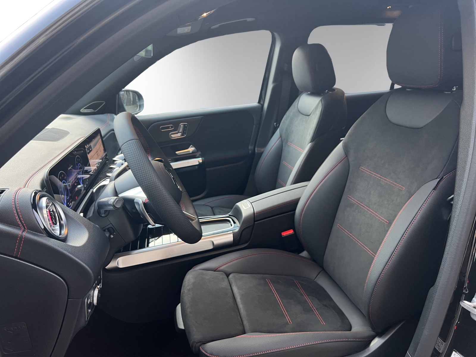 MERCEDES-BENZ EQB 350 66,5 kWh 4Matic Excellence-image-4