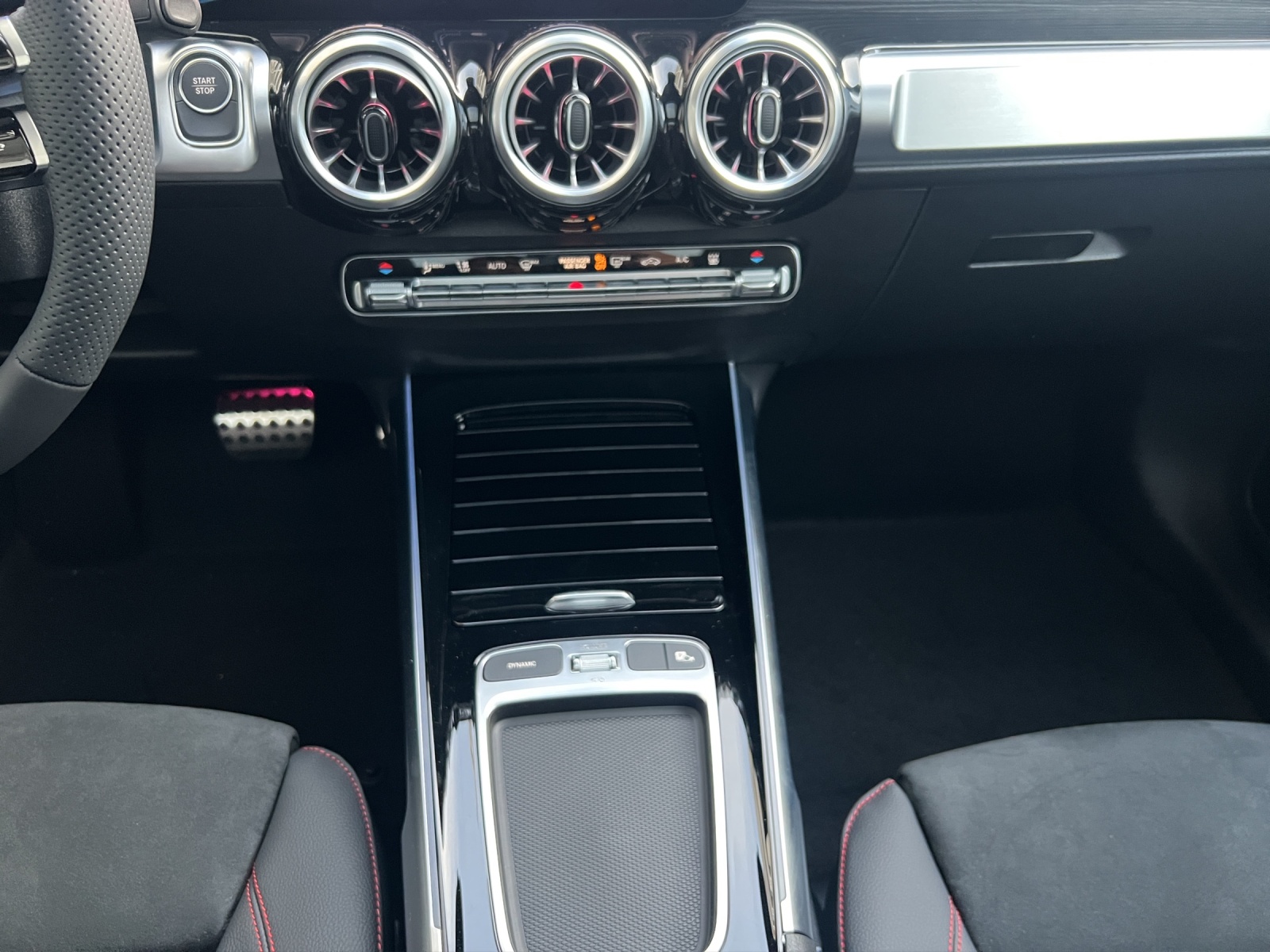 MERCEDES-BENZ EQB 350 66,5 kWh 4Matic Excellence-image-14