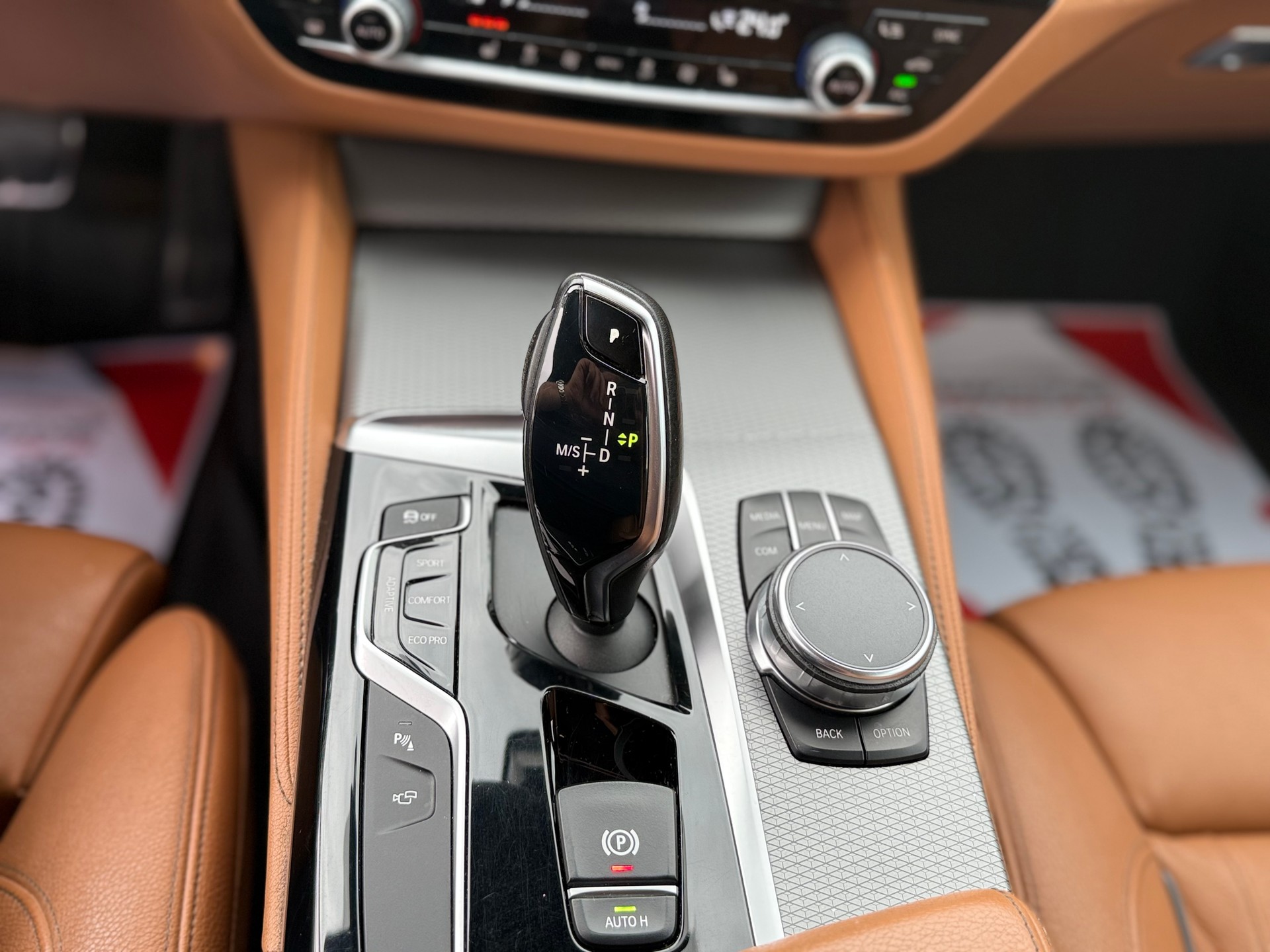 BMW 530d xDrive Touring Sport Line Steptronic-image-11