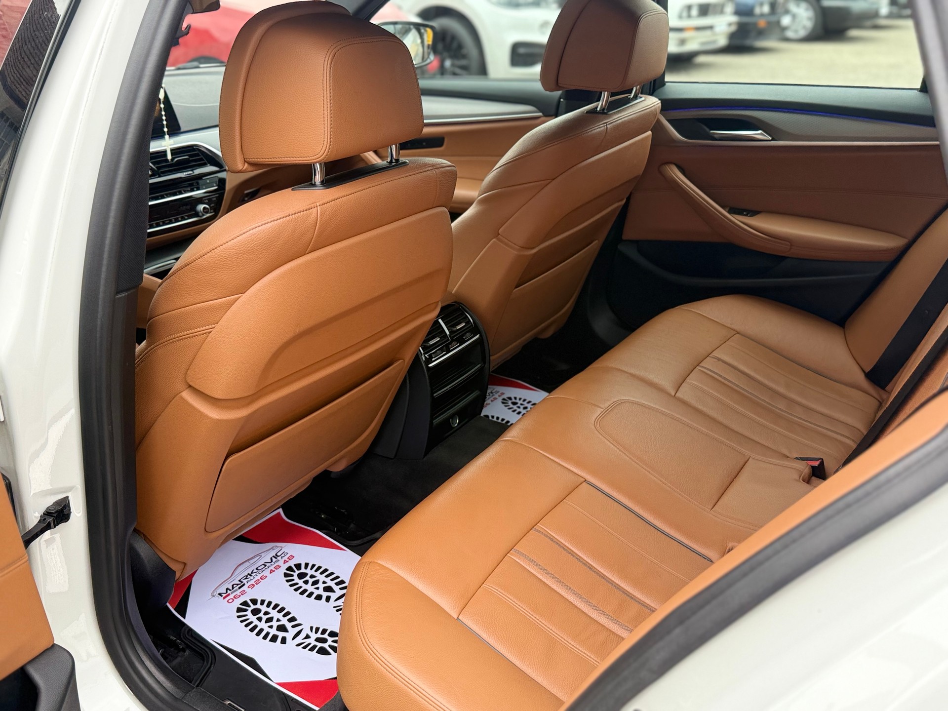 BMW 530d xDrive Touring Sport Line Steptronic-image-5