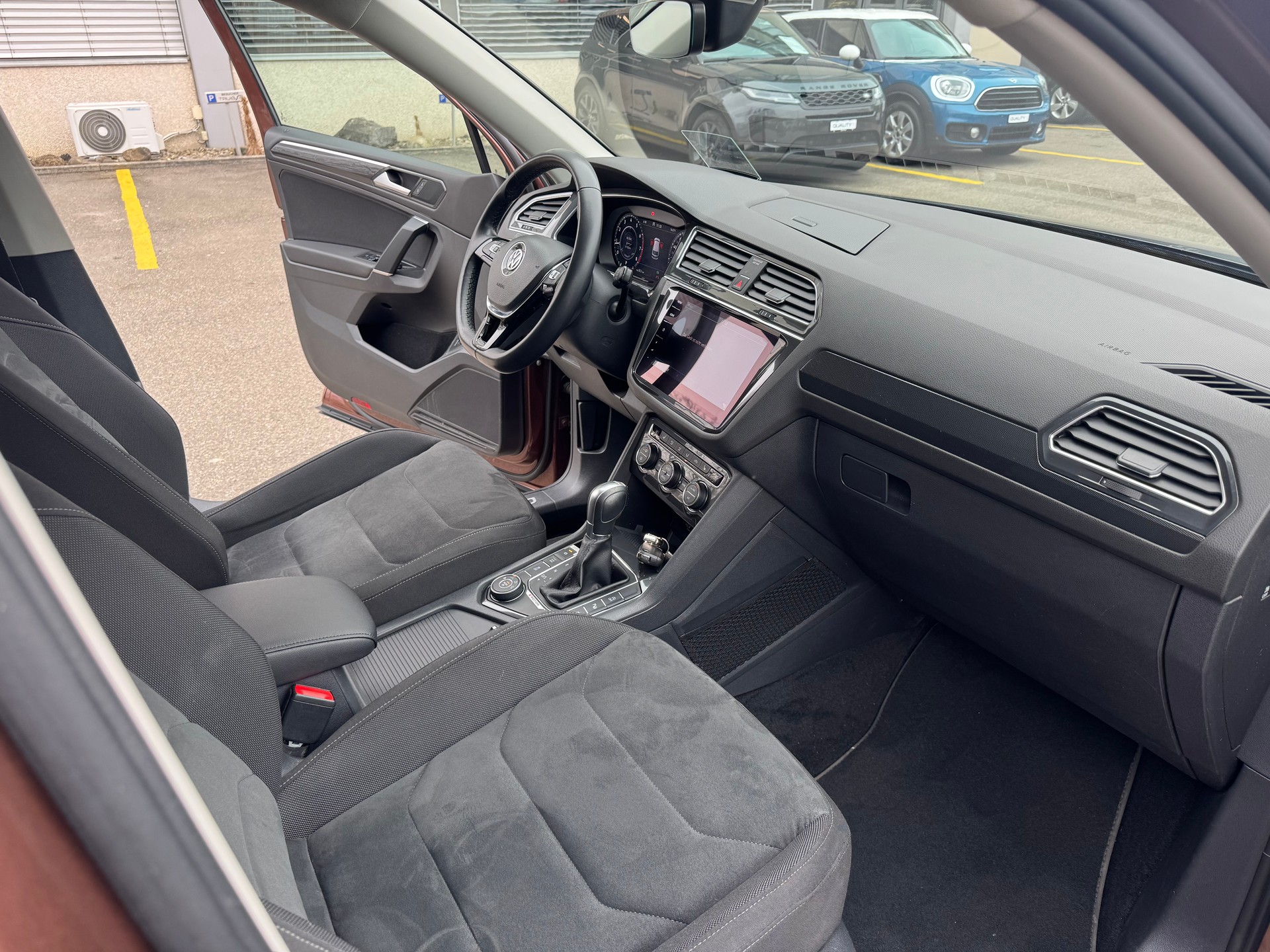 VW Tiguan Allspace 2.0TSI Highline 4Motion DSG-image-10