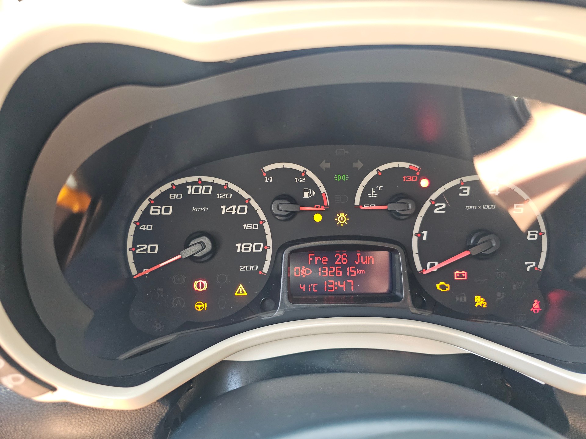 FORD KA 1.25 Titanium-image-3