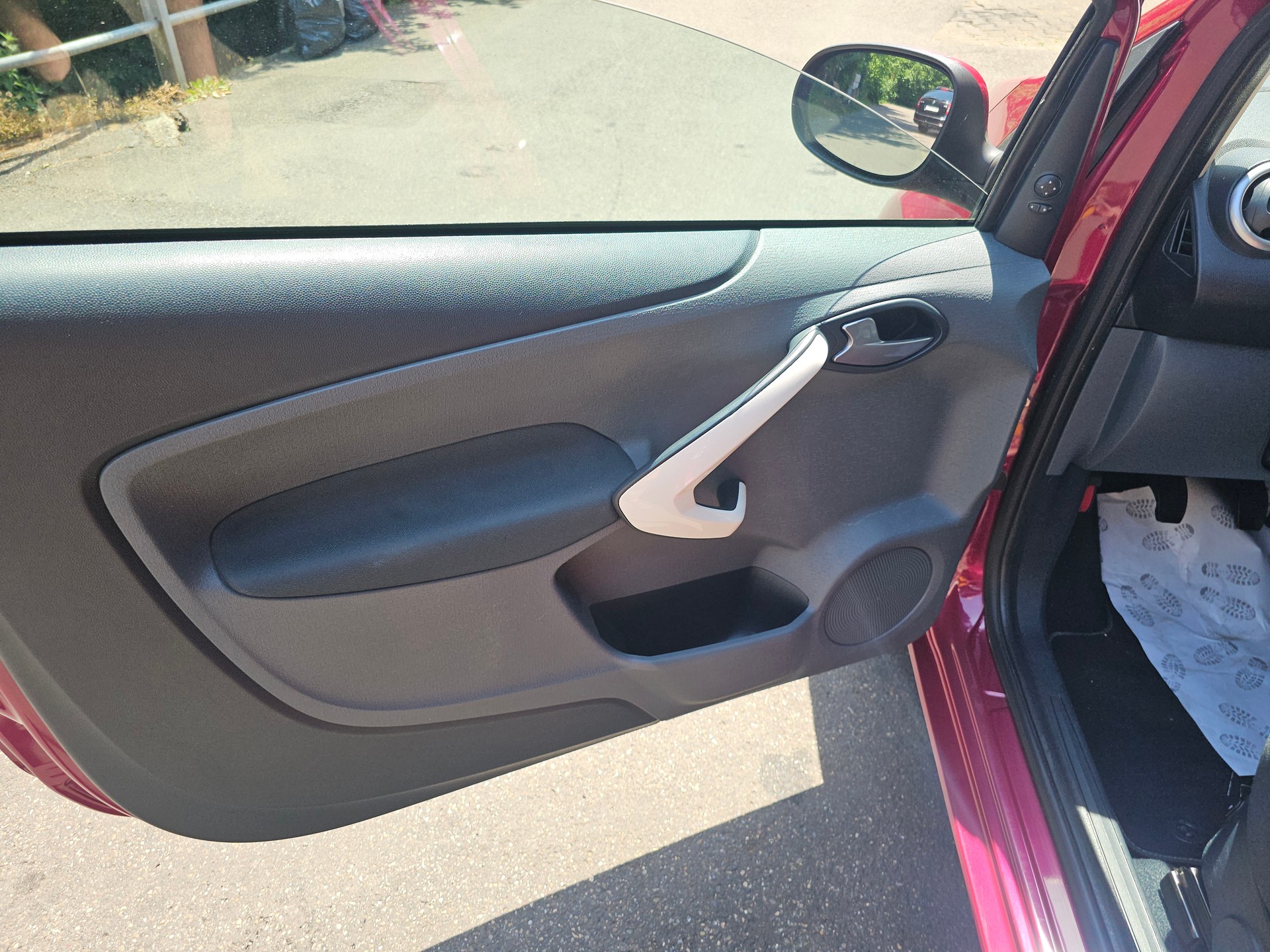FORD KA 1.25 Titanium-image-5