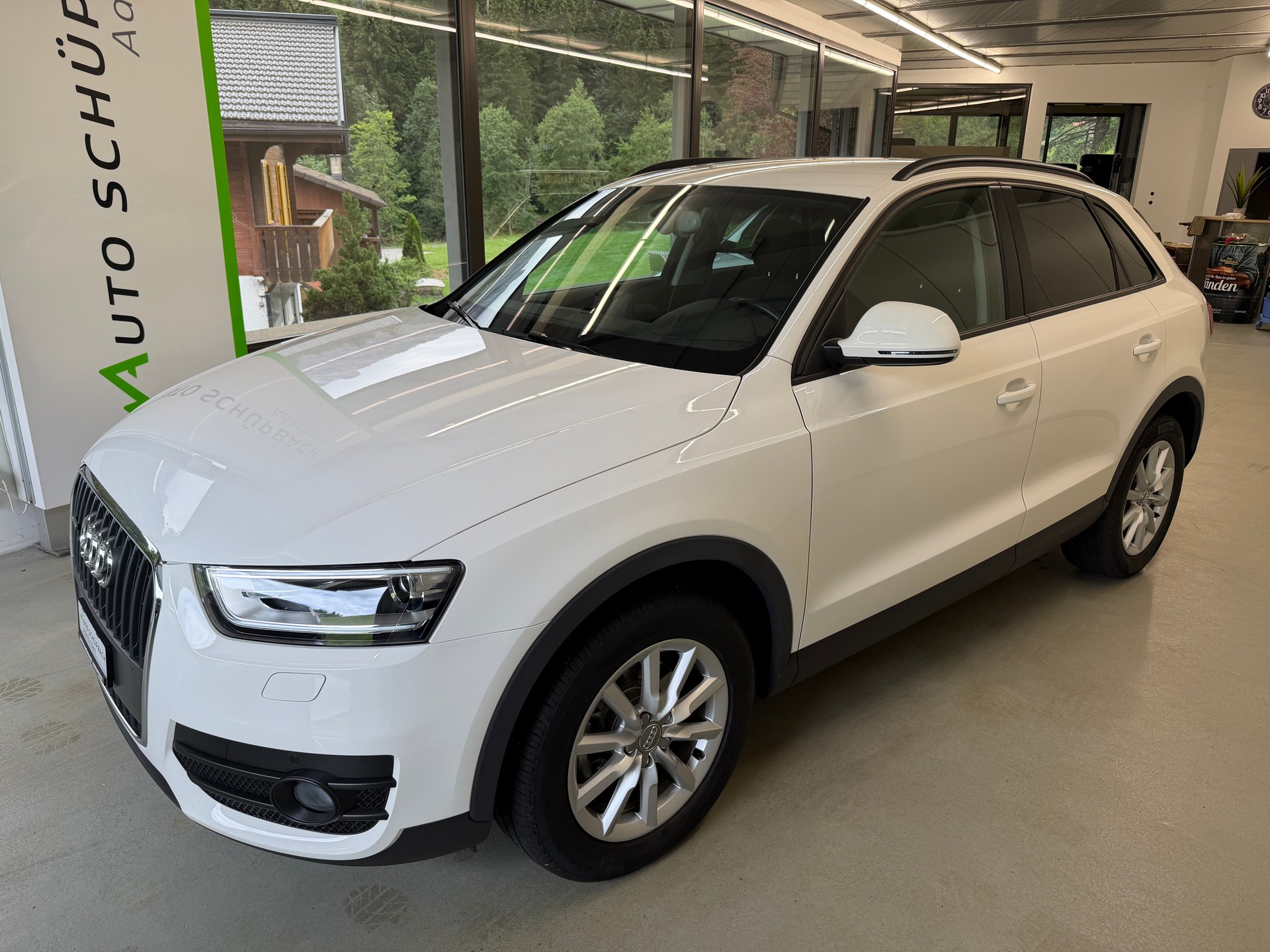 AUDI Q3 2.0 TFSI quattro S-tronic-image-7