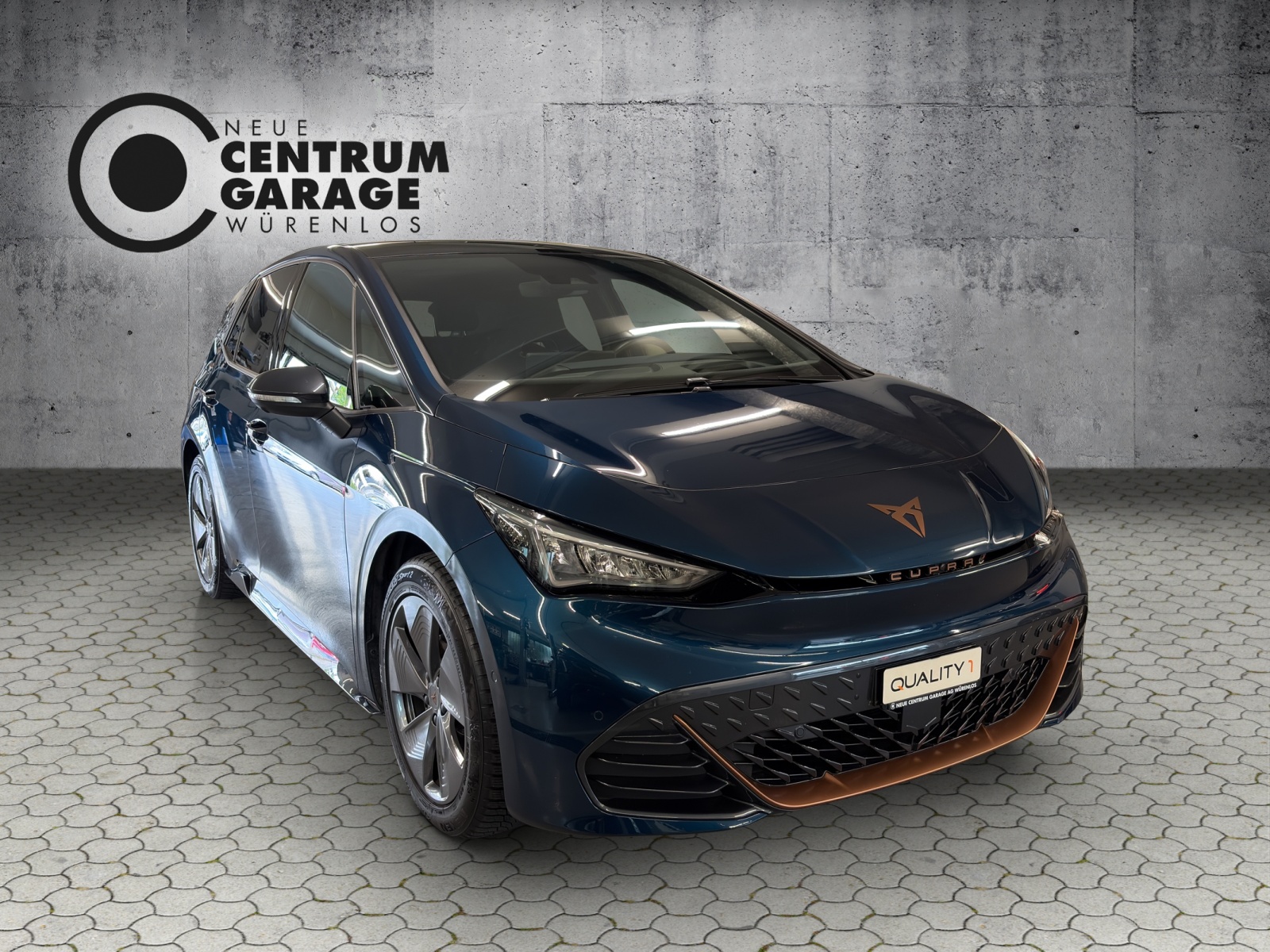 CUPRA Born 58 kWh-showroom-element-1