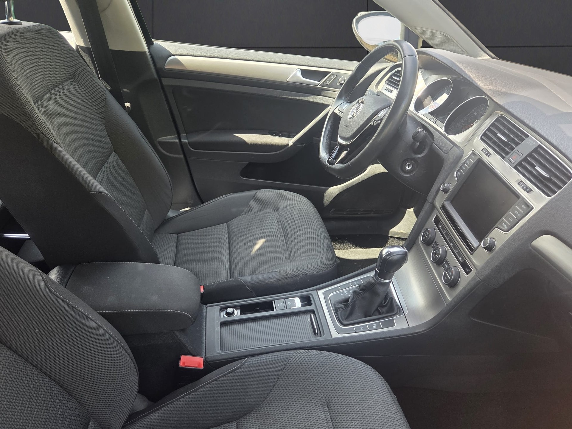 VW Golf Variant 2.0 TDI Comfortline DSG - Expertisé-image-4