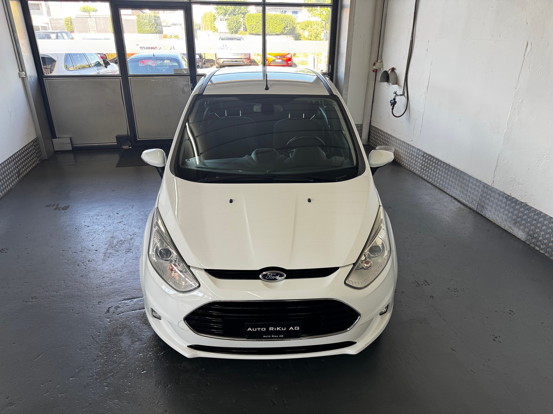 FORD B-Max 1.6 Ti-VCT Trend PowerShift-showroom-element-2