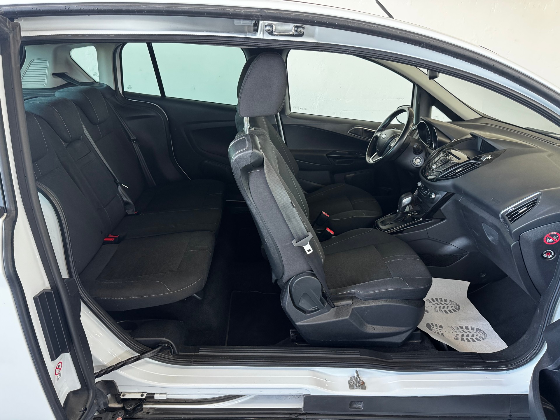 FORD B-Max 1.6 Ti-VCT Trend PowerShift-image-18