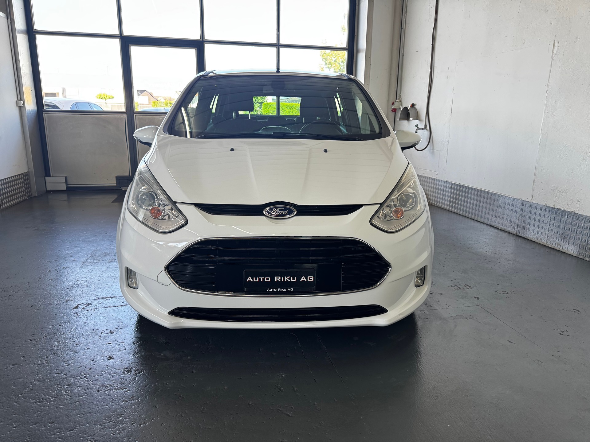 FORD B-Max 1.6 Ti-VCT Trend PowerShift-showroom-element-3