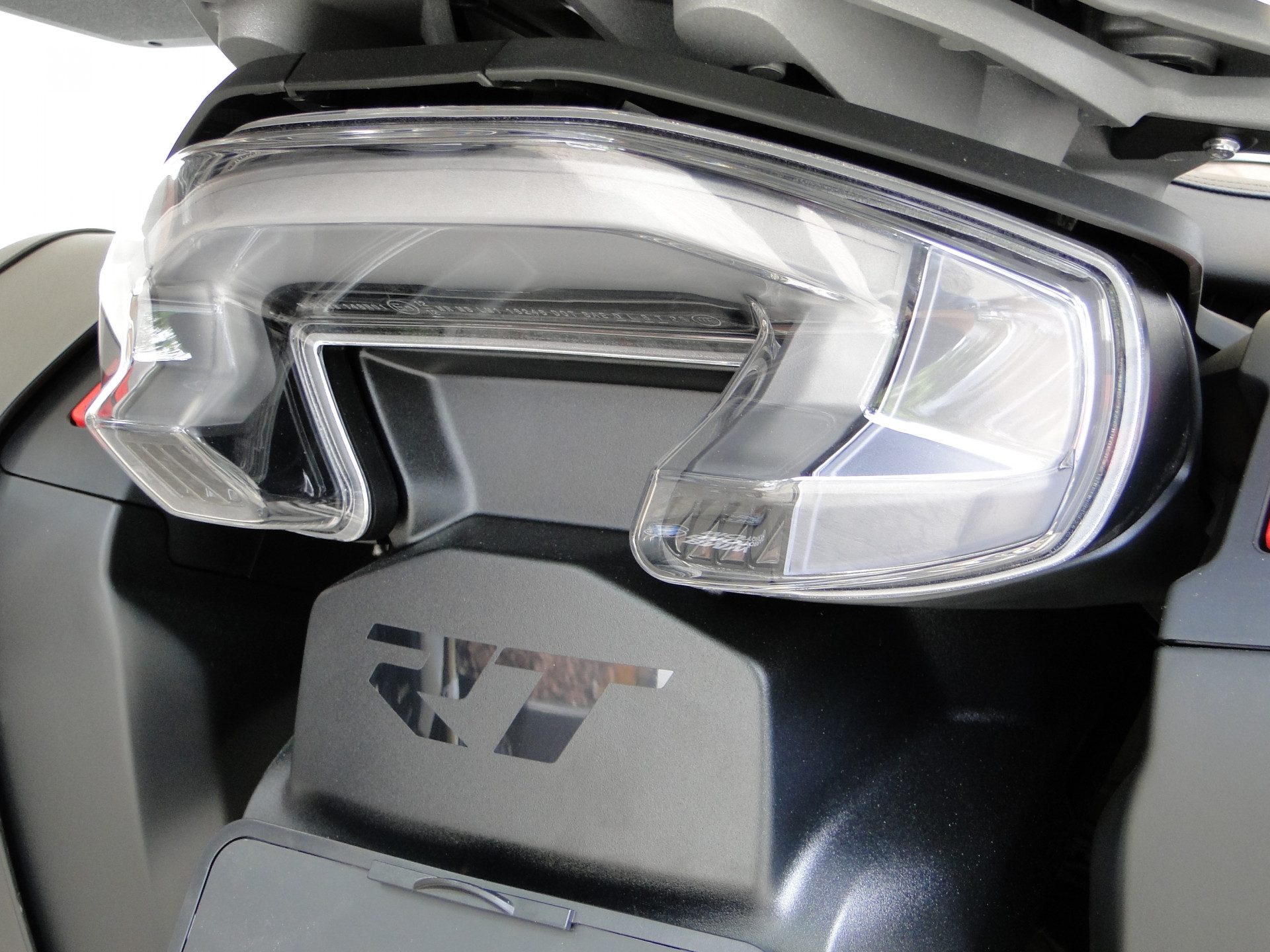 BMW R 1300 RT BOXER BONUS & 2.9% LEASING-image-5