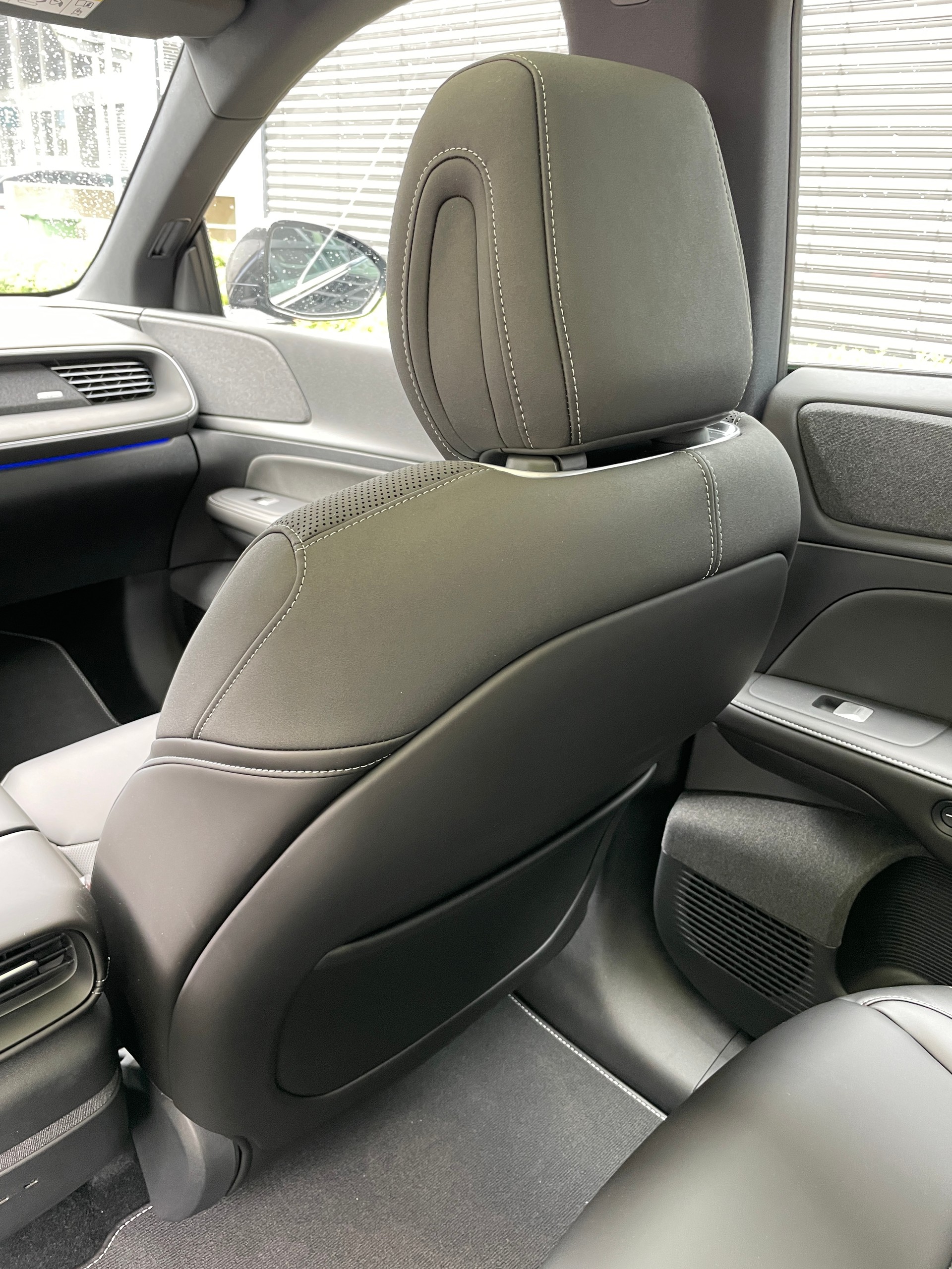 XPENG G6 87,5kWh Performance AWD mit AHK-image-16