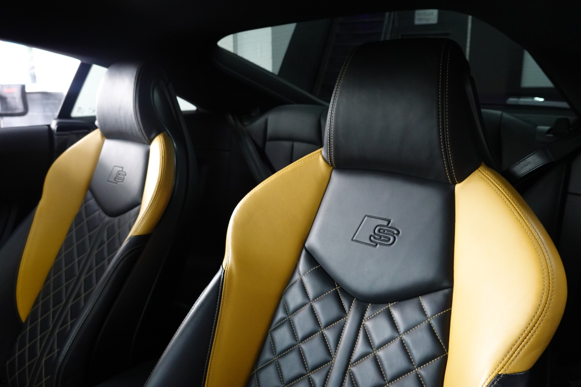 AUDI TTS COUPE 2.0 TFSI QUATTRO S-TRONIC EXCLUSIVE PTS PORSCHE ULTRAVIOLETT ON TOP-image-39