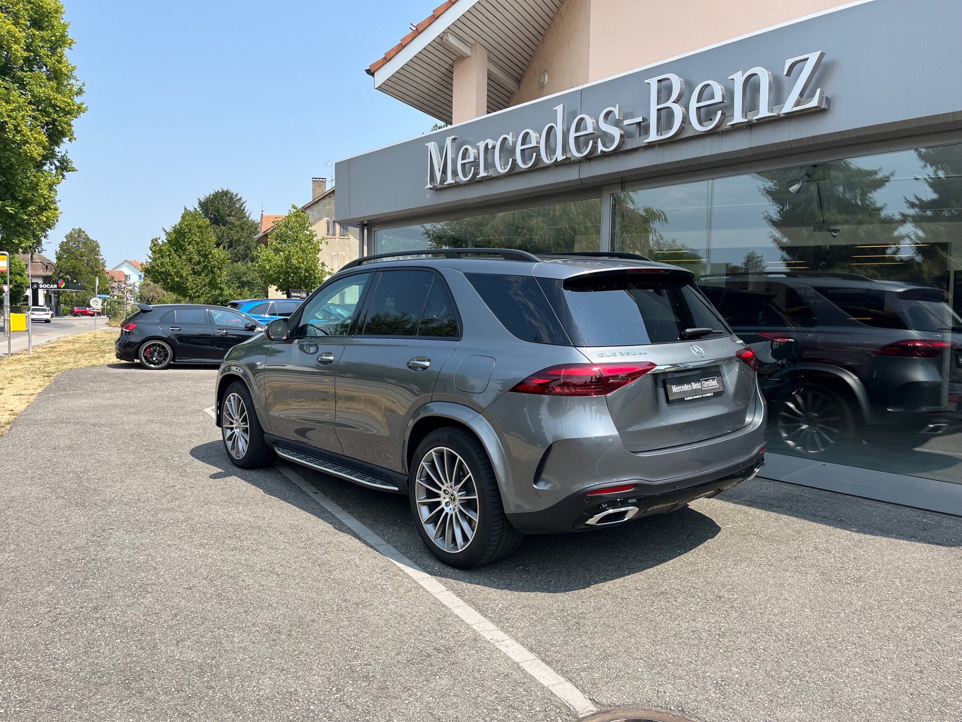 MERCEDES-BENZ GLE 350 de EQ Hybrid 4Matic 9G-Tronic EQ Star-showroom-element-3