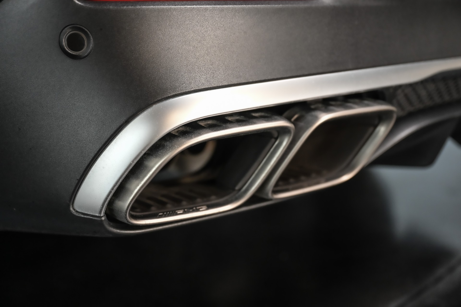 MERCEDES-BENZ GLS 63 AMG 4matic+-image-16