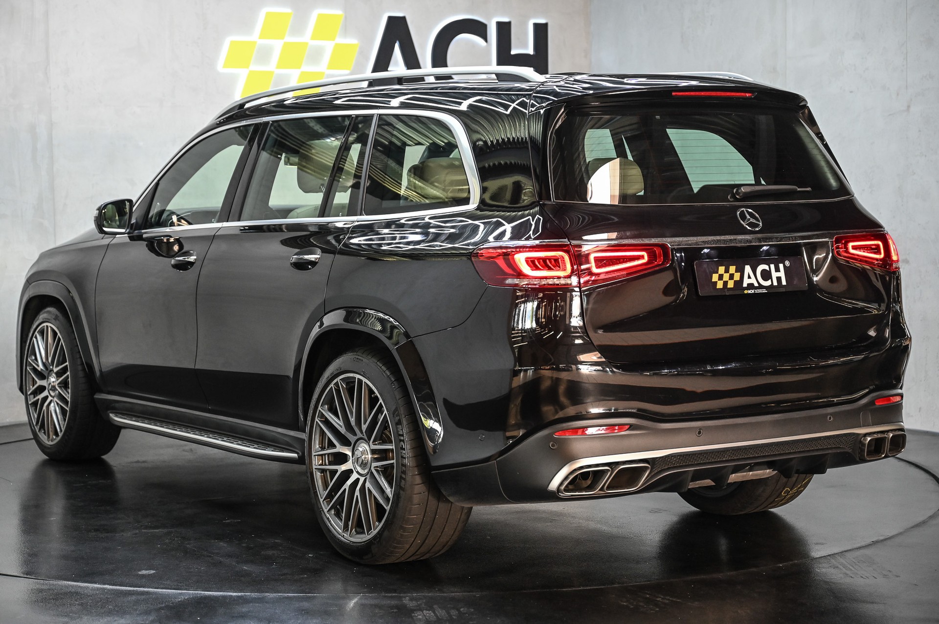 MERCEDES-BENZ GLS 63 AMG 4matic+-image-6