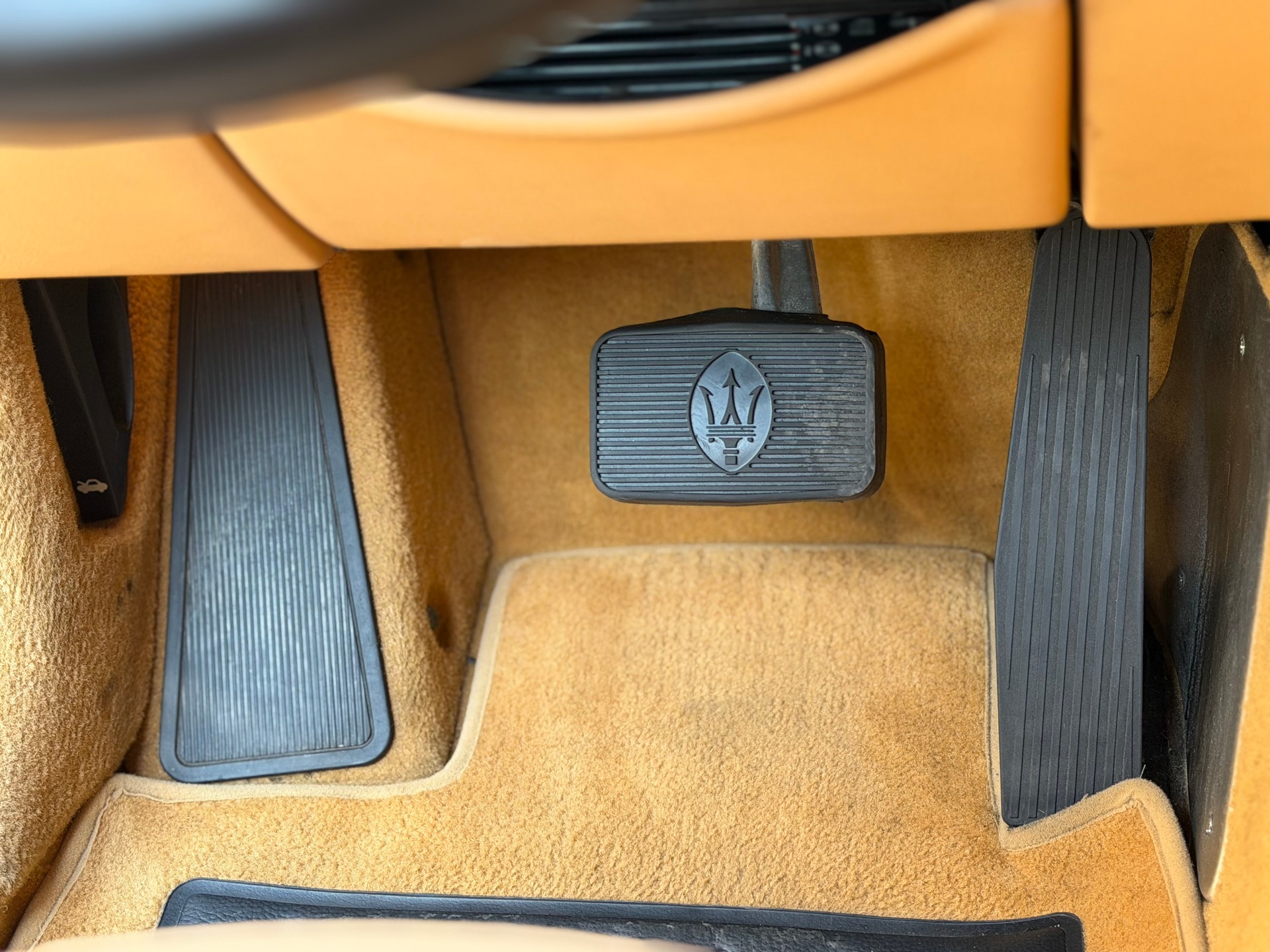 MASERATI Quattroporte 4.2 V8 DuoSelect-image-24