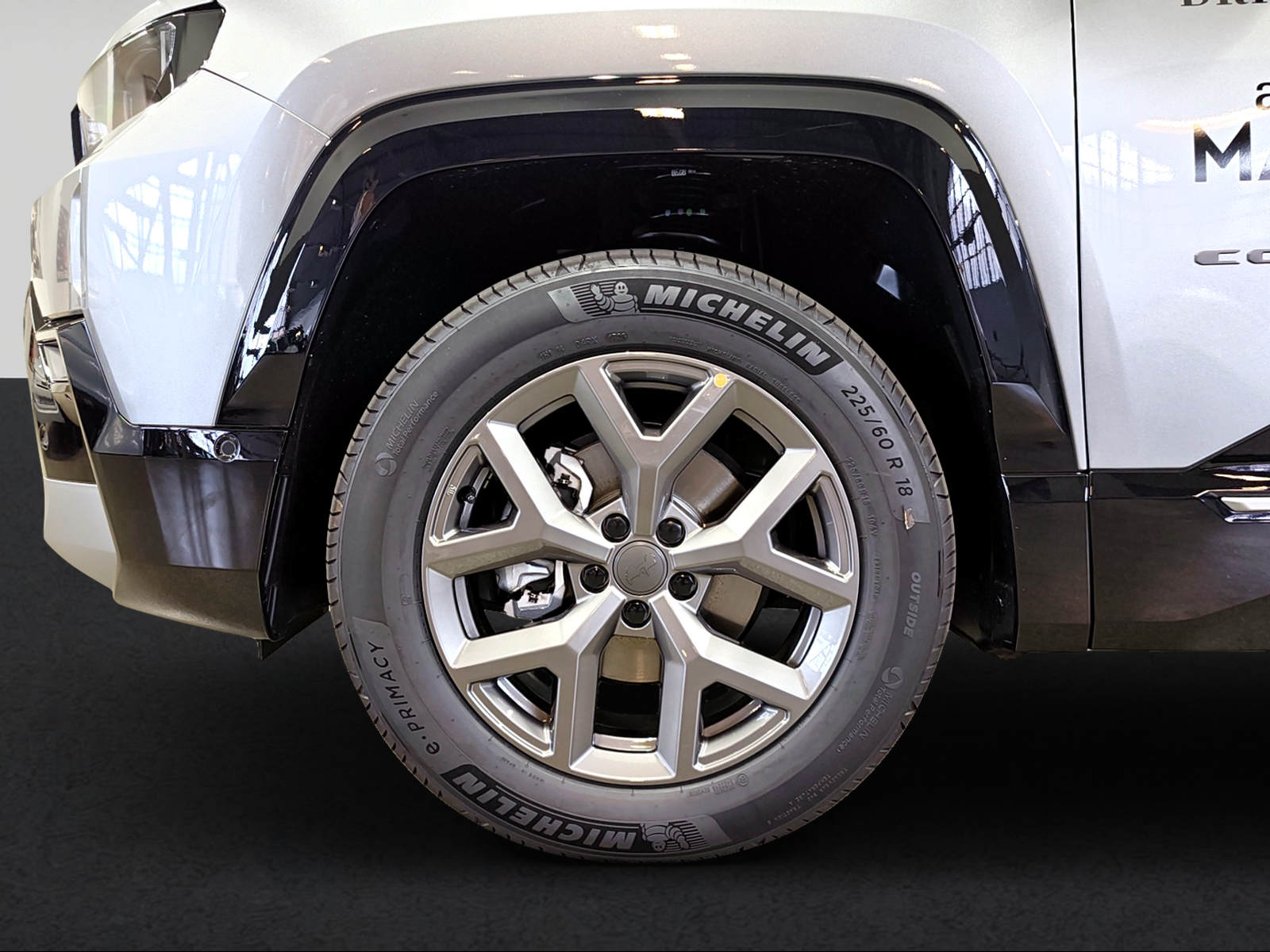 JEEP Compass 1.2 T e-Hybrid First Edition-showroom-element-3