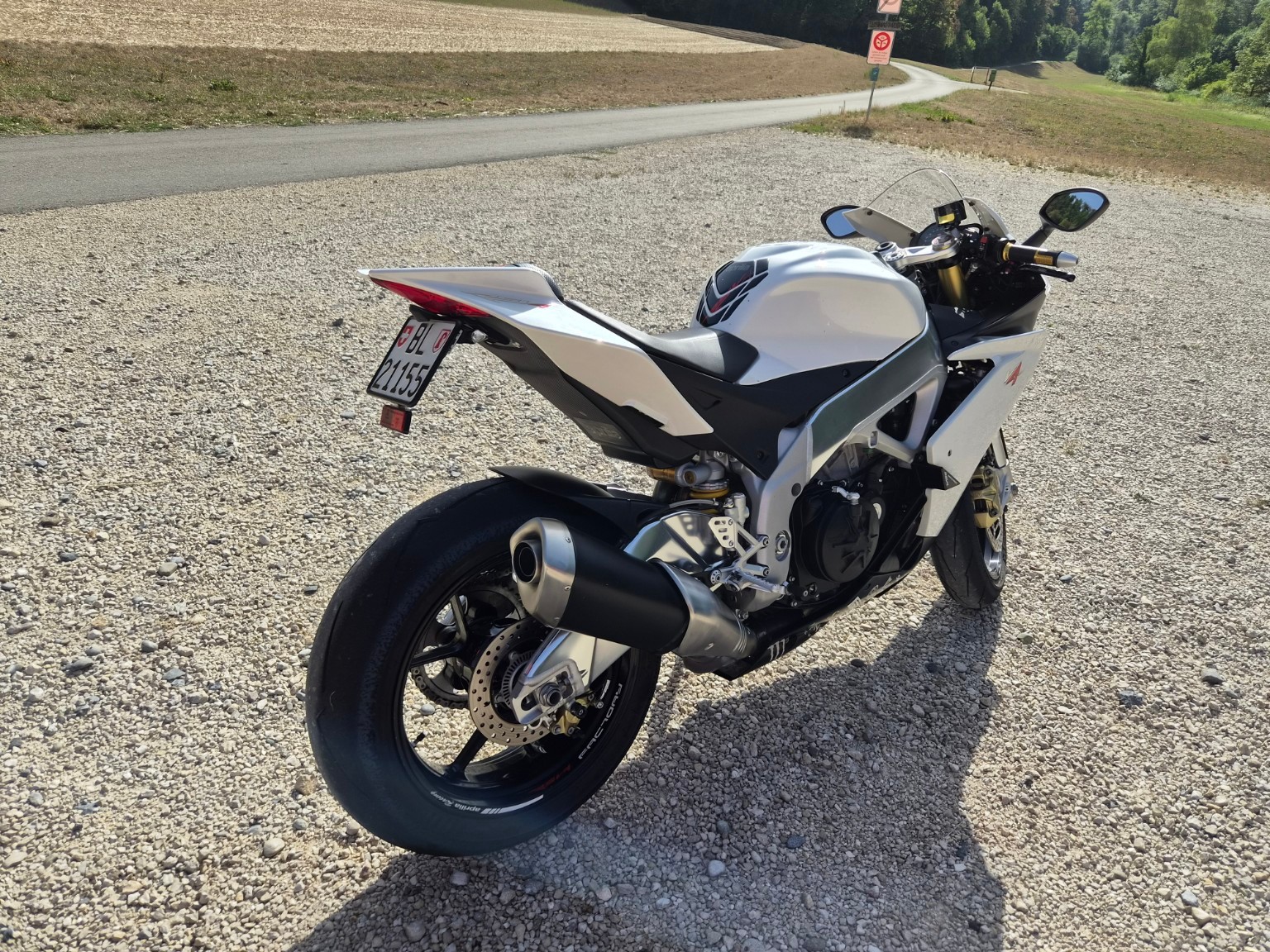 APRILIA RSV4 APRC-image-4