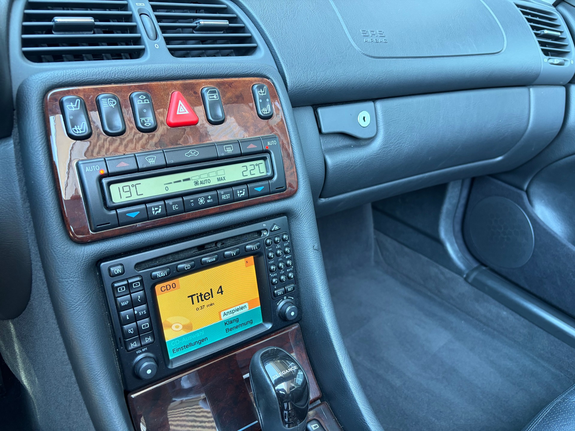 MERCEDES-BENZ CLK 430 Elegance Automatic-image-8