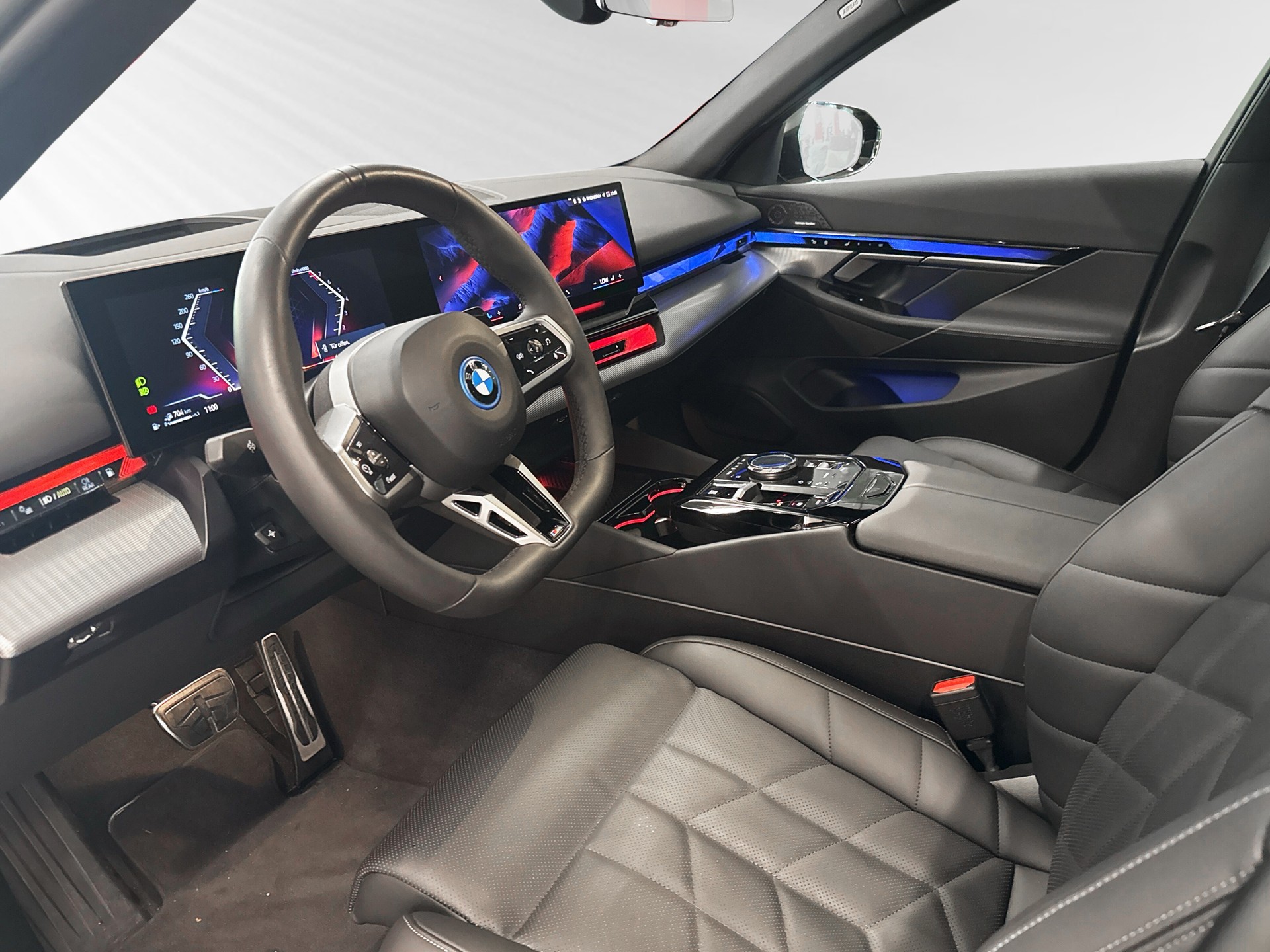 BMW 520d xDrive 48V Touring M Sport Steptronic-showroom-element-3